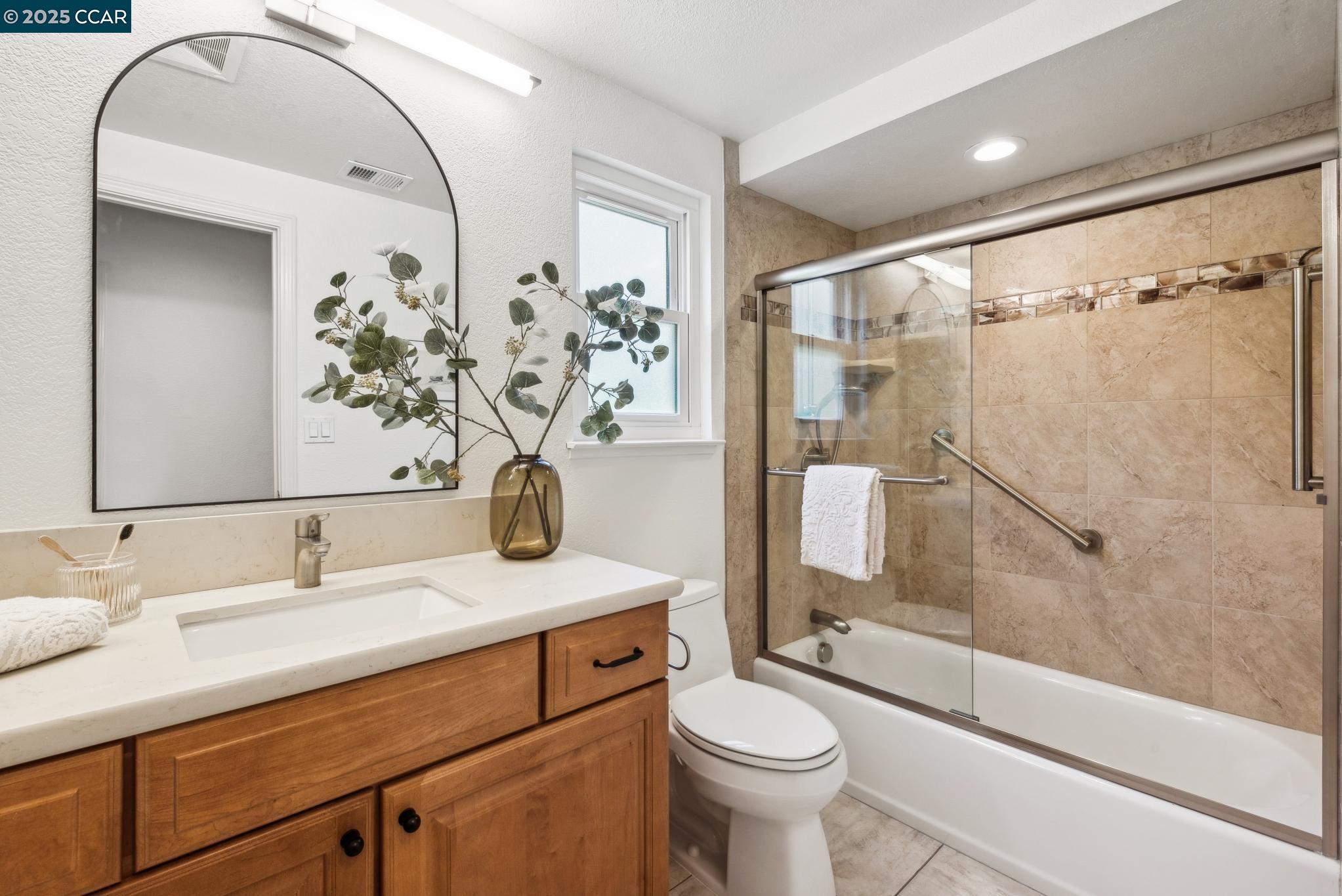 Detail Gallery Image 42 of 58 For 2253 Lake Crest Court, Martinez,  CA 94553 - 3 Beds | 2/1 Baths