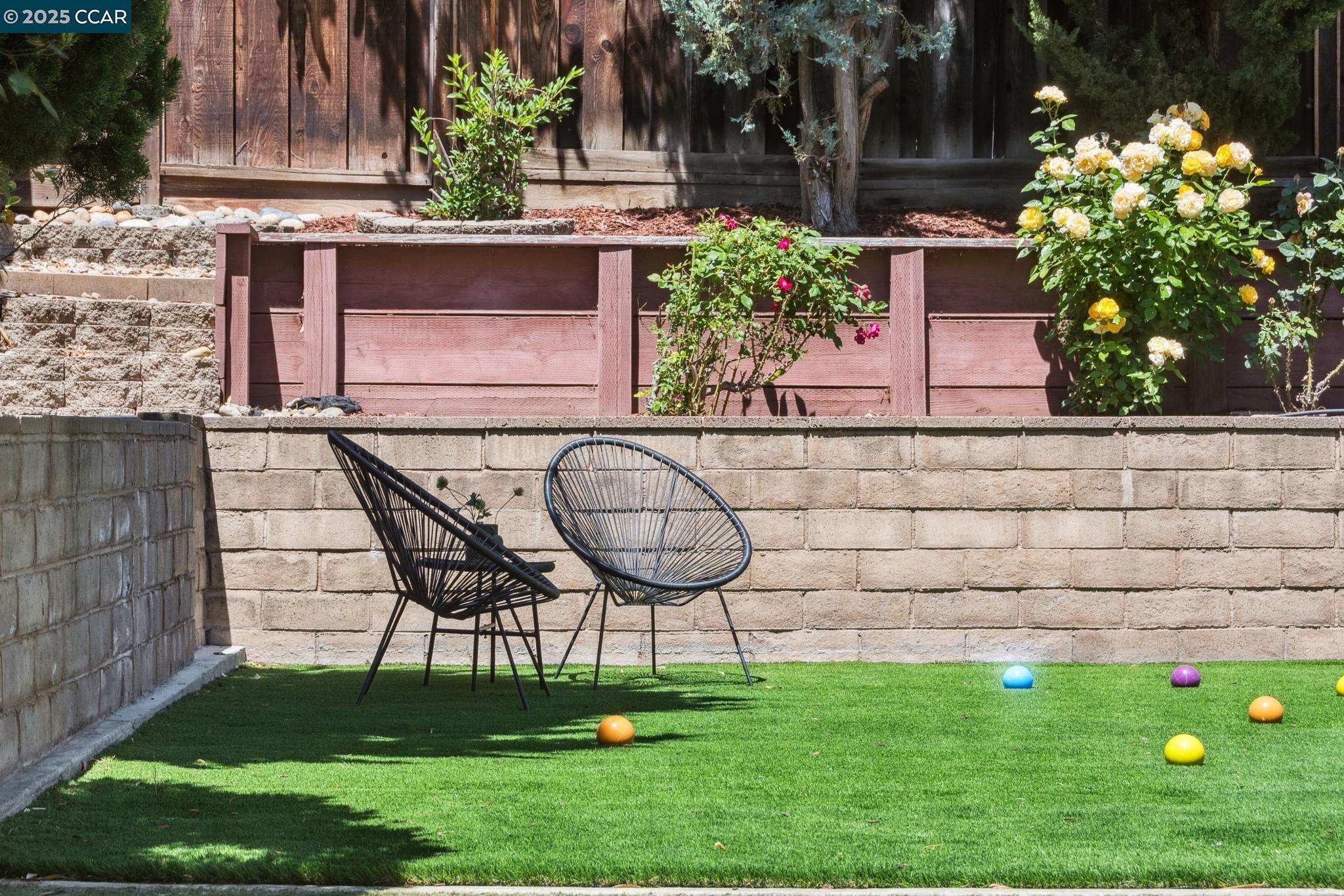 Detail Gallery Image 49 of 58 For 2253 Lake Crest Court, Martinez,  CA 94553 - 3 Beds | 2/1 Baths