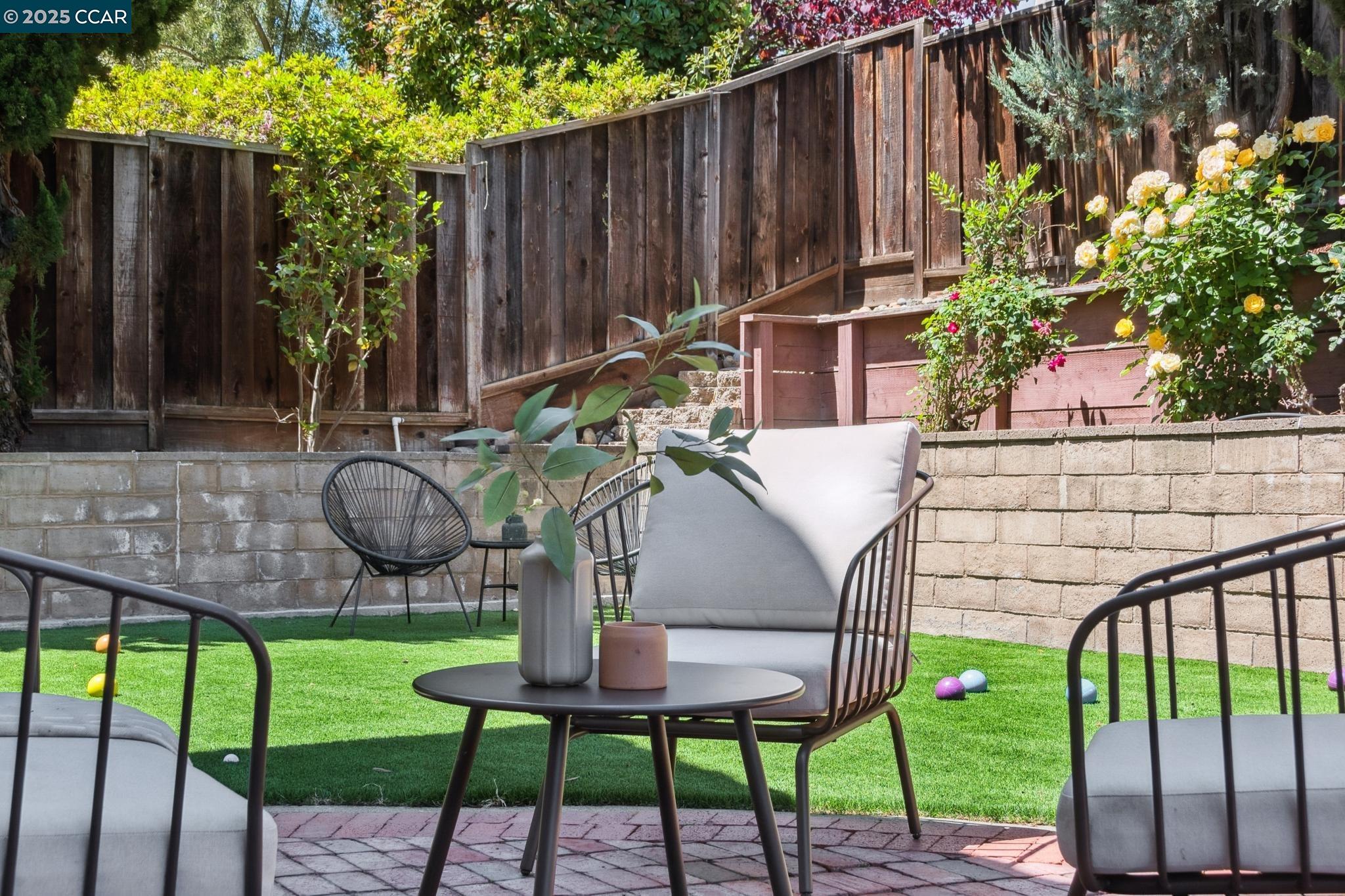 Detail Gallery Image 50 of 58 For 2253 Lake Crest Court, Martinez,  CA 94553 - 3 Beds | 2/1 Baths