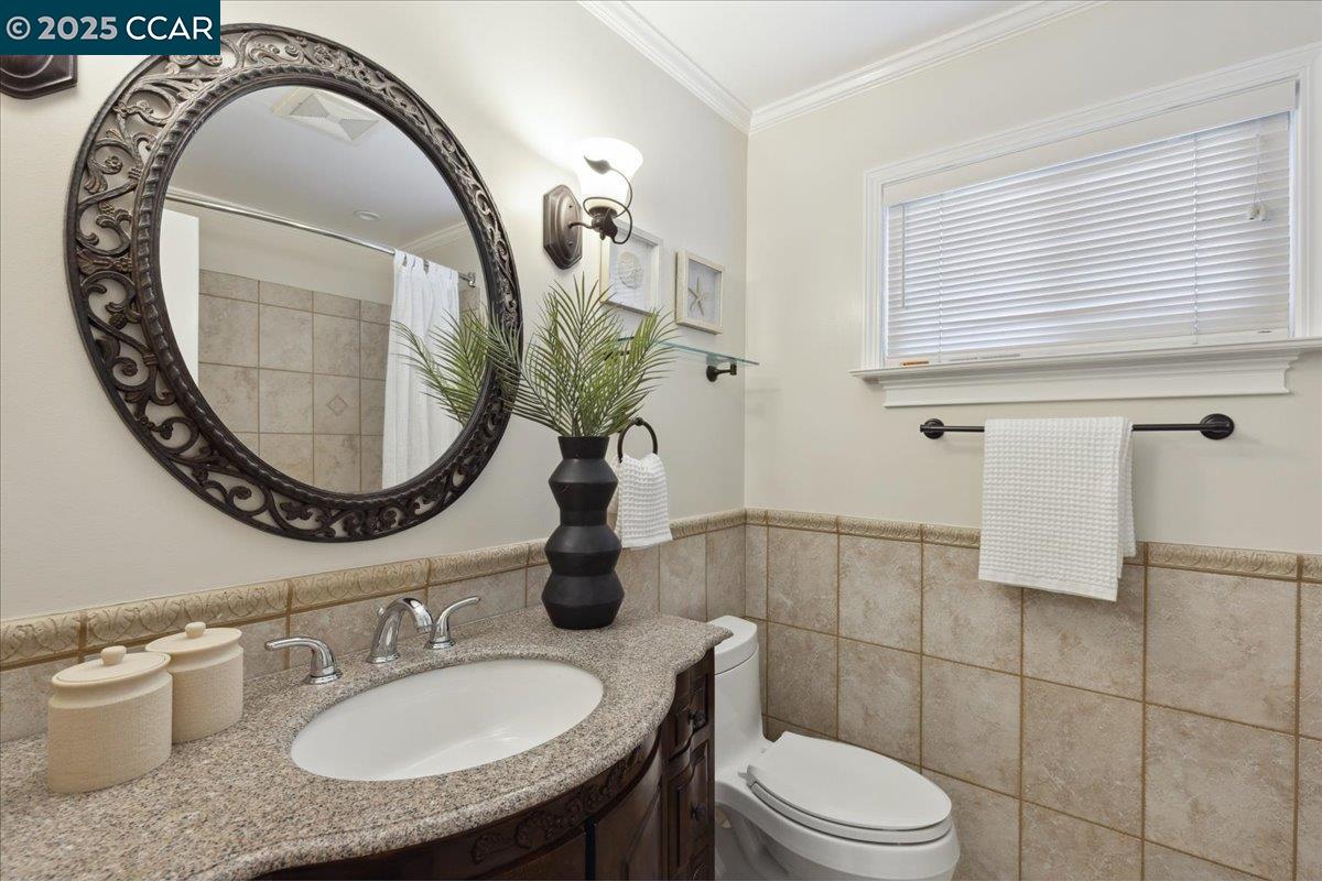 Detail Gallery Image 22 of 30 For 1050 Palisade Dr, Martinez,  CA 94553 - 3 Beds | 2 Baths