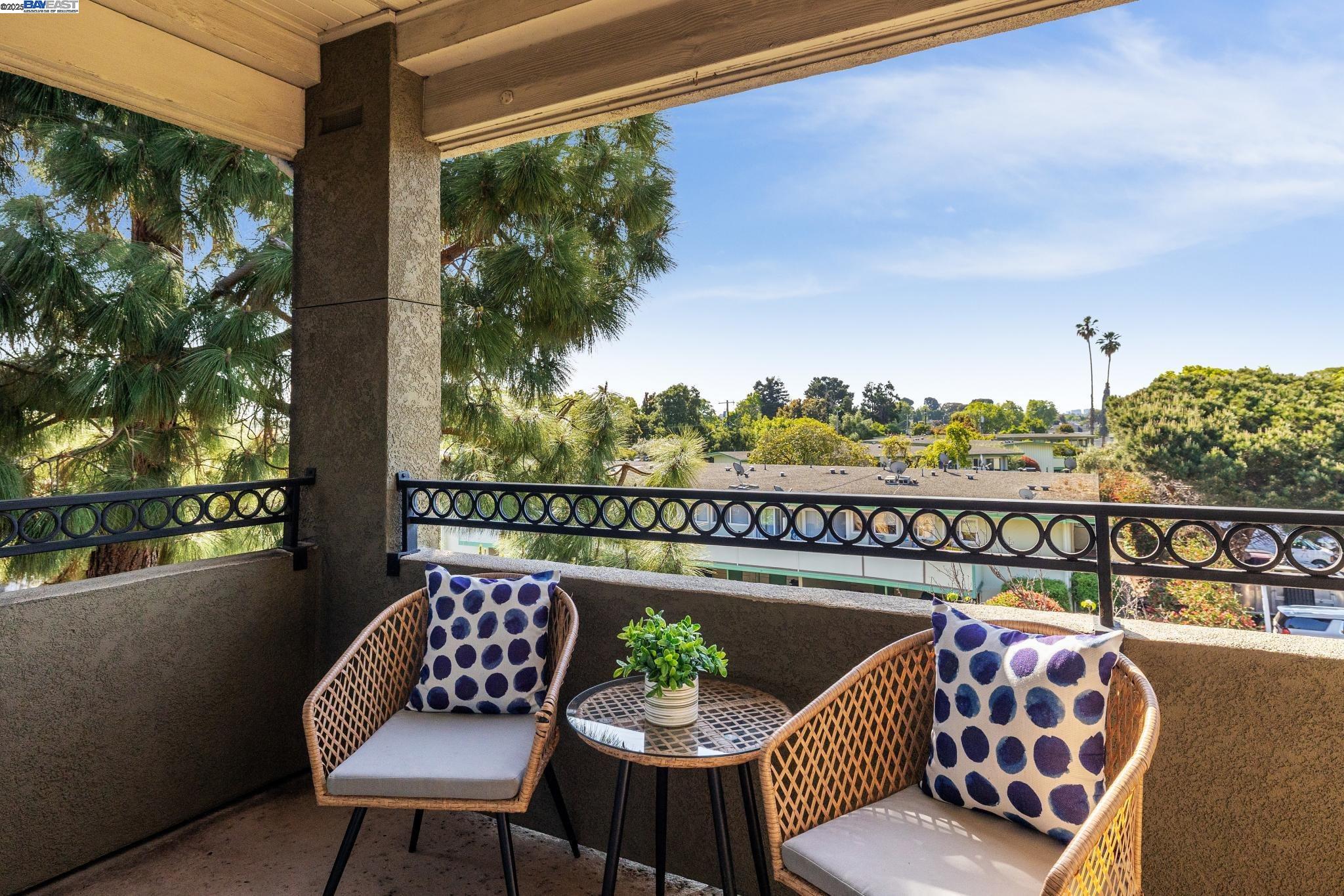 Detail Gallery Image 6 of 58 For 401 S Norfolk St #305,  San Mateo,  CA 94401 - 2 Beds | 2 Baths