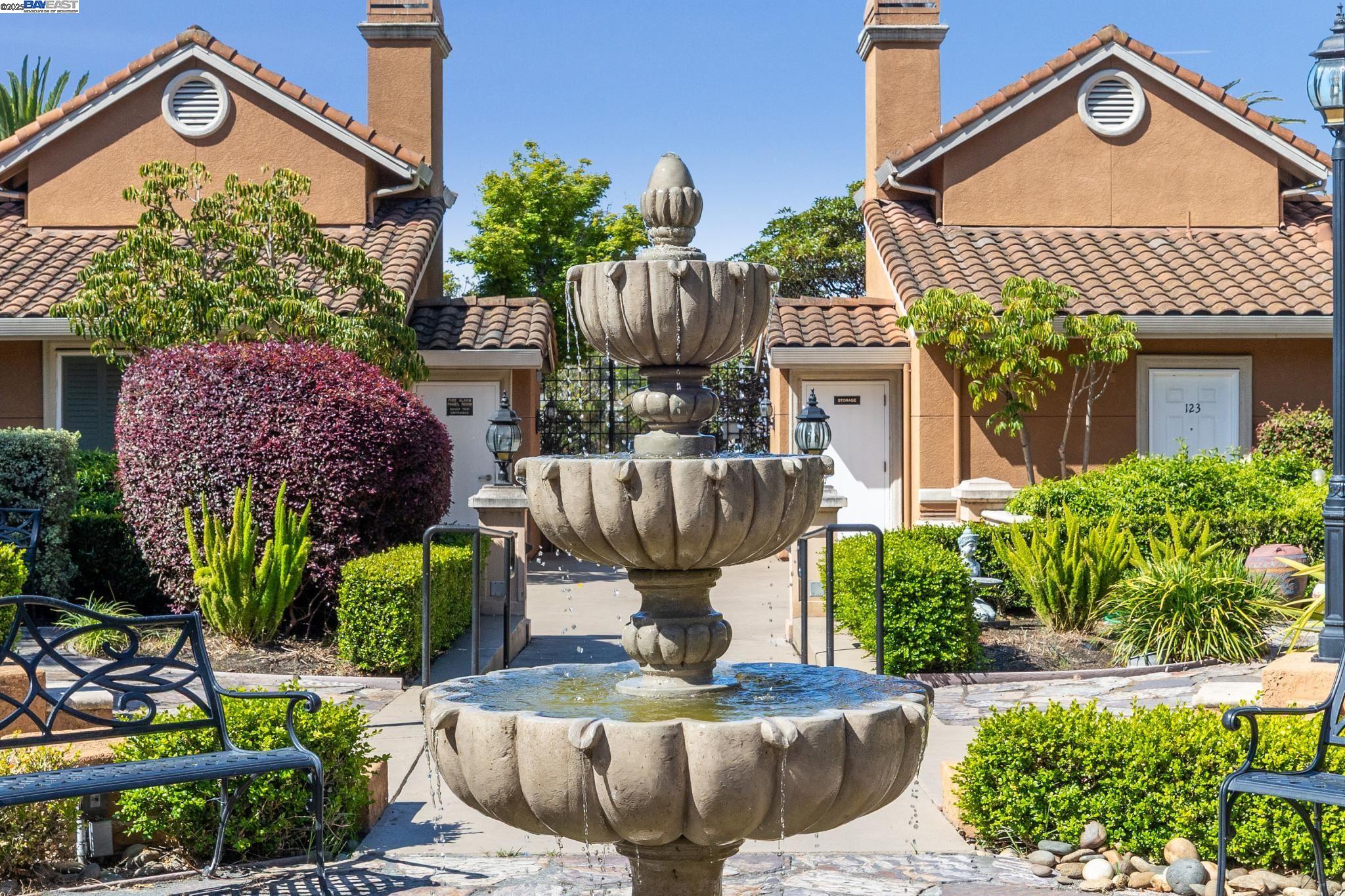Detail Gallery Image 8 of 58 For 401 S Norfolk St #305,  San Mateo,  CA 94401 - 2 Beds | 2 Baths