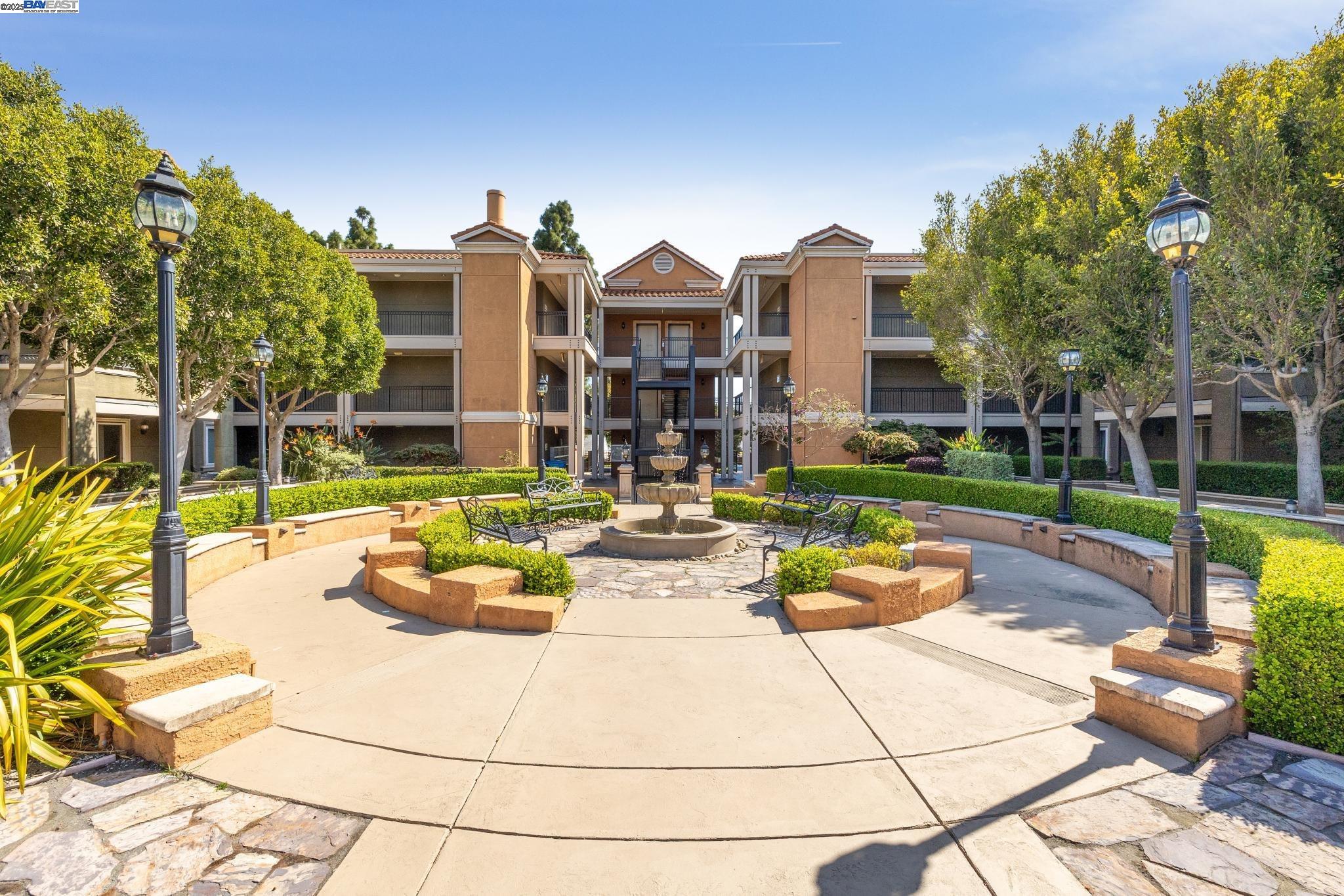 Detail Gallery Image 9 of 58 For 401 S Norfolk St #305,  San Mateo,  CA 94401 - 2 Beds | 2 Baths