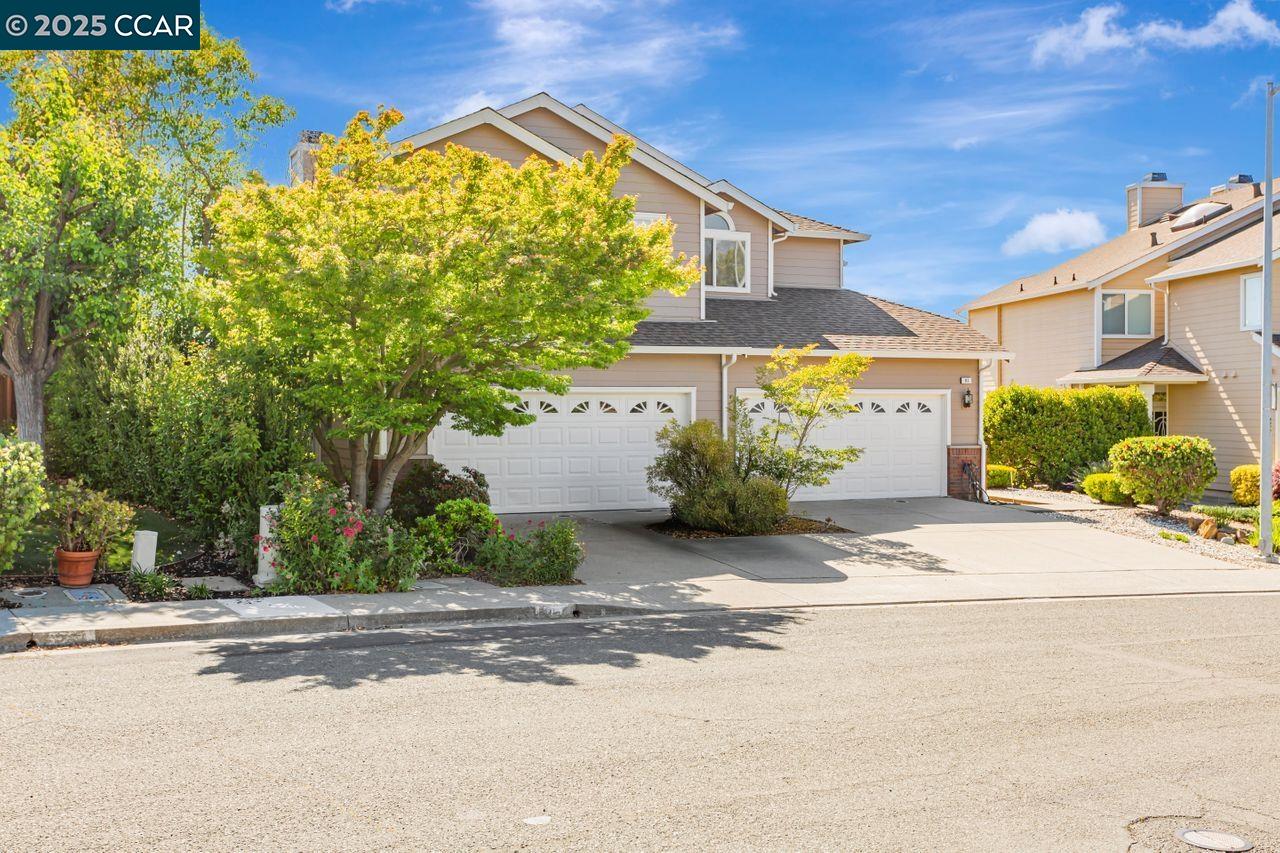 Detail Gallery Image 3 of 40 For 81 Del Sur St, Vallejo,  CA 94591 - 2 Beds | 2/1 Baths