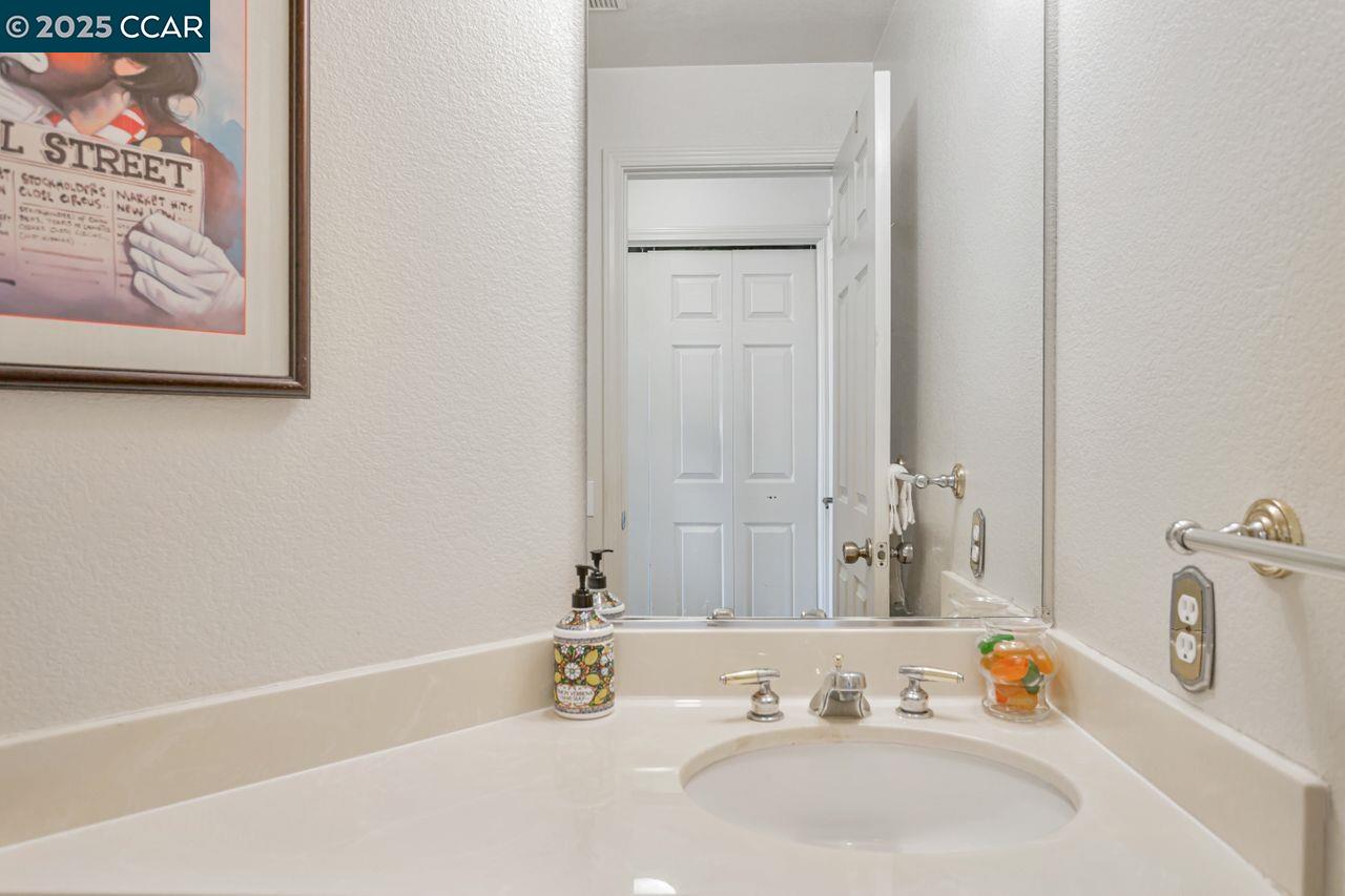 Detail Gallery Image 27 of 40 For 81 Del Sur St, Vallejo,  CA 94591 - 2 Beds | 2/1 Baths
