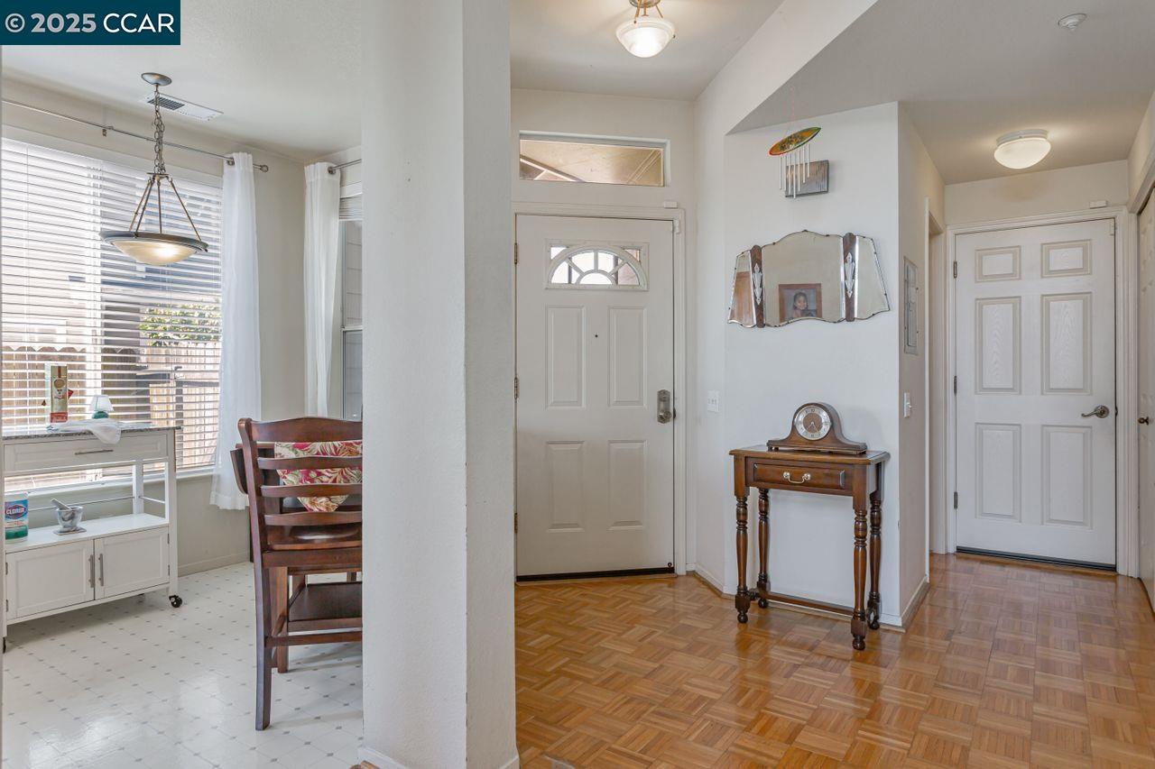 Detail Gallery Image 8 of 40 For 81 Del Sur St, Vallejo,  CA 94591 - 2 Beds | 2/1 Baths