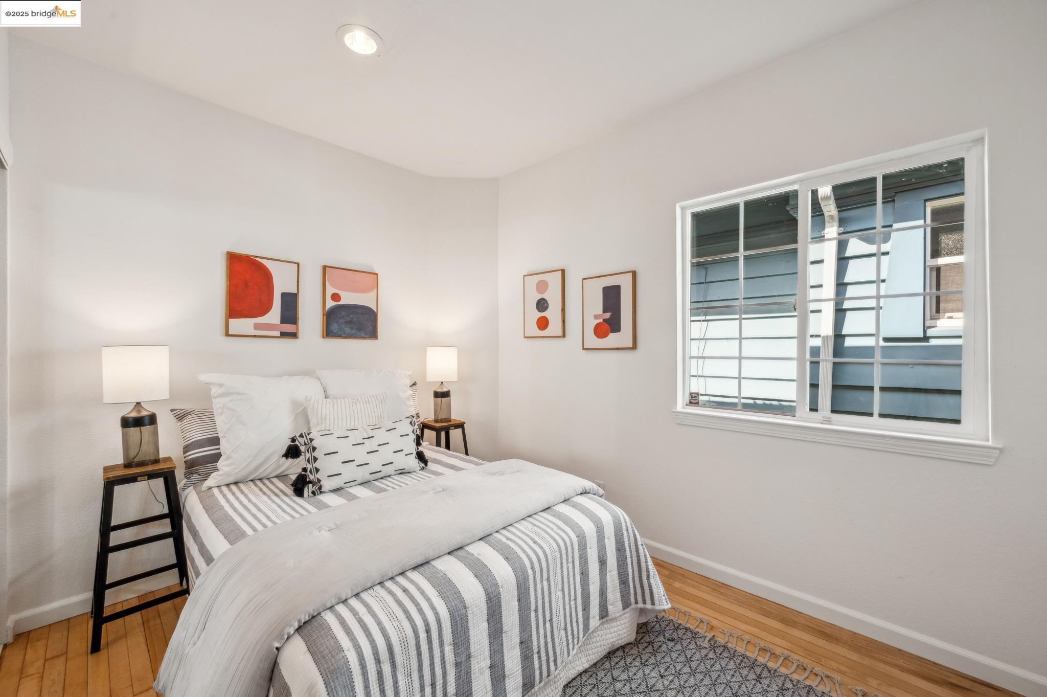Detail Gallery Image 31 of 54 For 2122 42nd Ave, Oakland,  CA 94601 - 4 Beds | 2 Baths