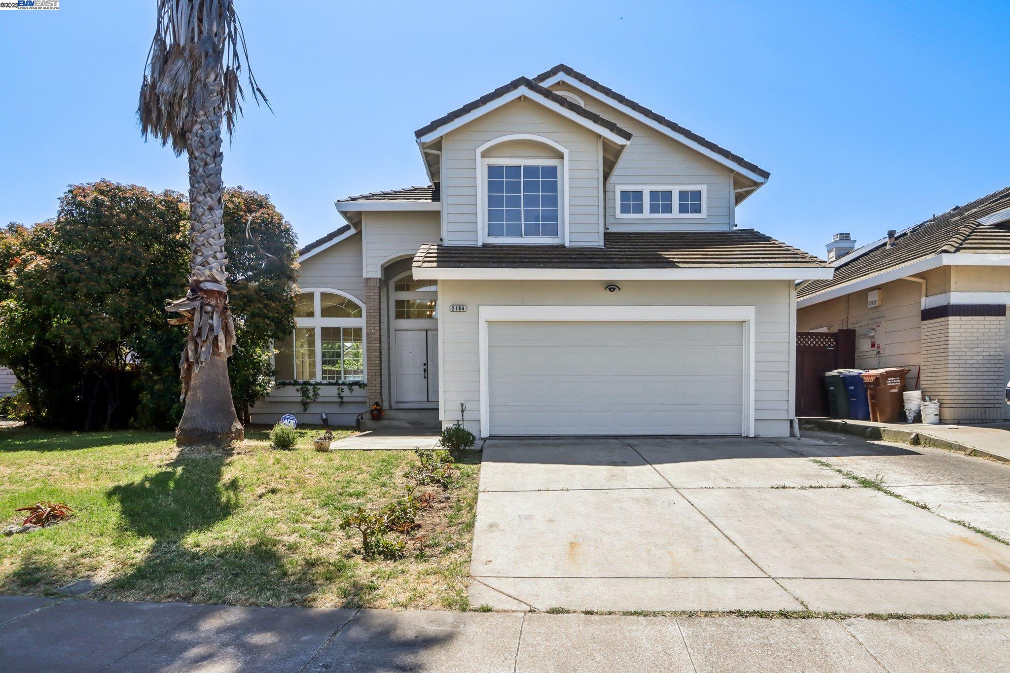 Detail Gallery Image 2 of 46 For 2164 Rain Drop Cir, Pittsburg,  CA 94565 - 3 Beds | 2/1 Baths