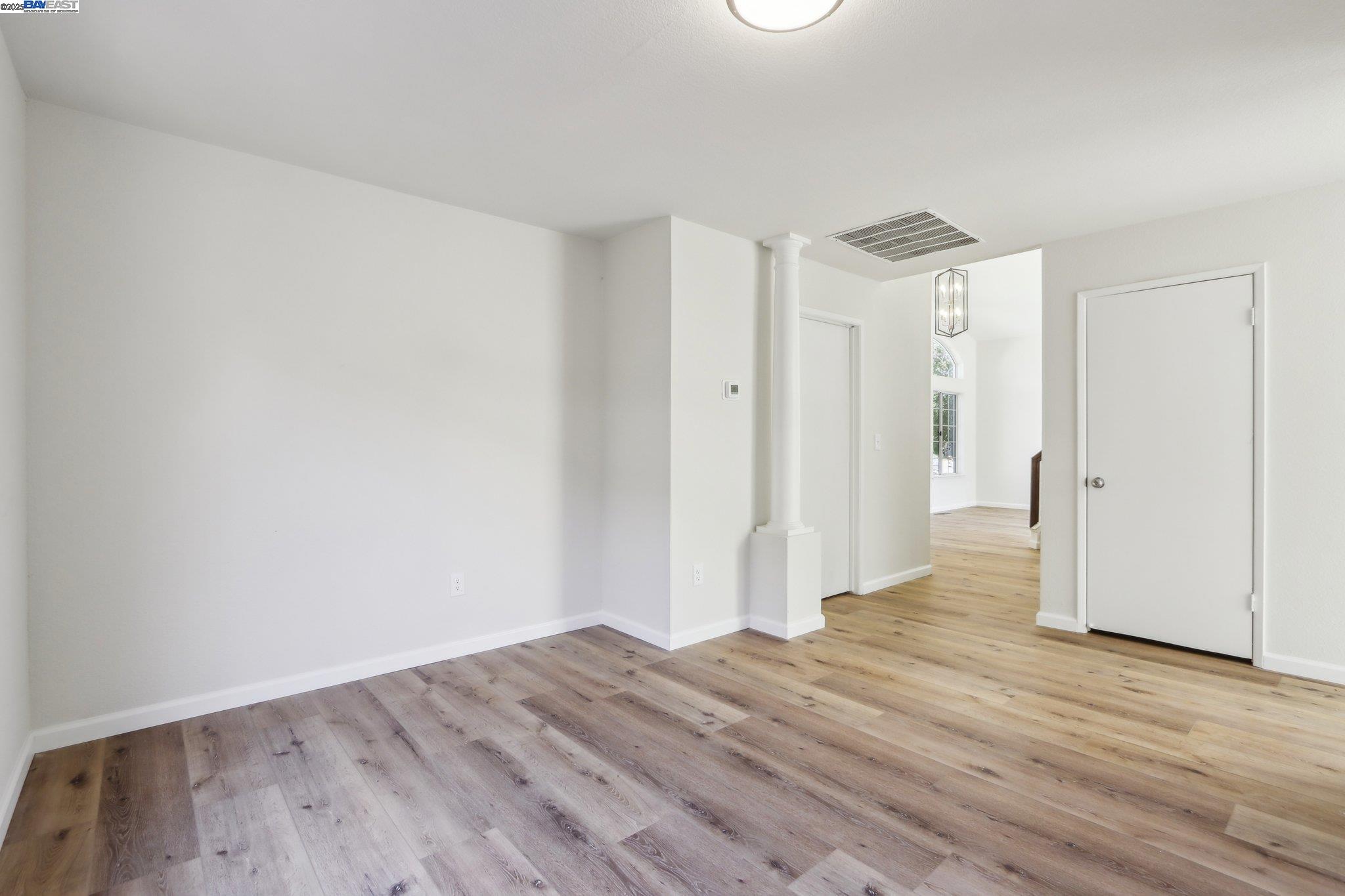 Detail Gallery Image 21 of 46 For 2164 Rain Drop Cir, Pittsburg,  CA 94565 - 3 Beds | 2/1 Baths