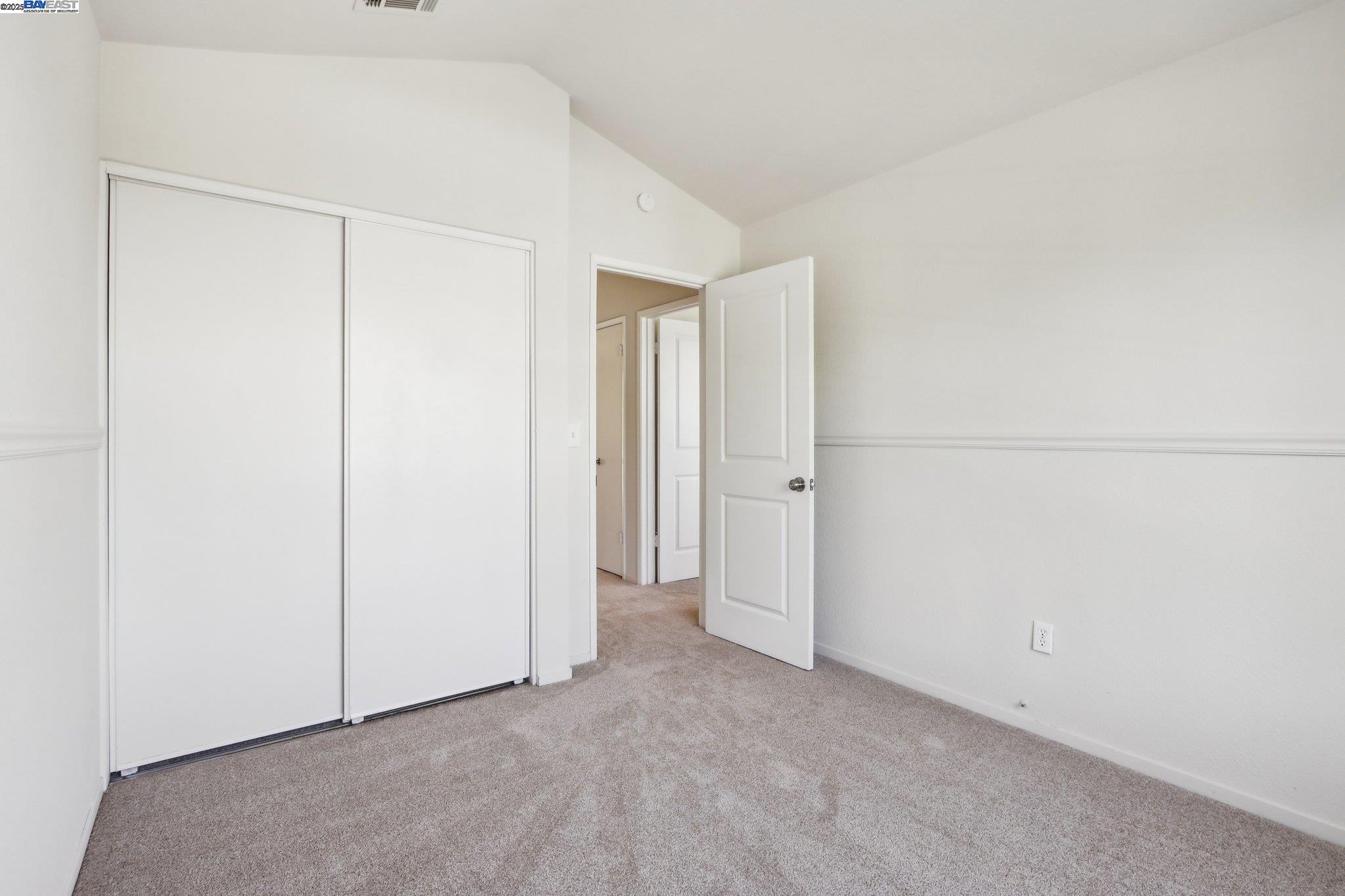 Detail Gallery Image 24 of 46 For 2164 Rain Drop Cir, Pittsburg,  CA 94565 - 3 Beds | 2/1 Baths