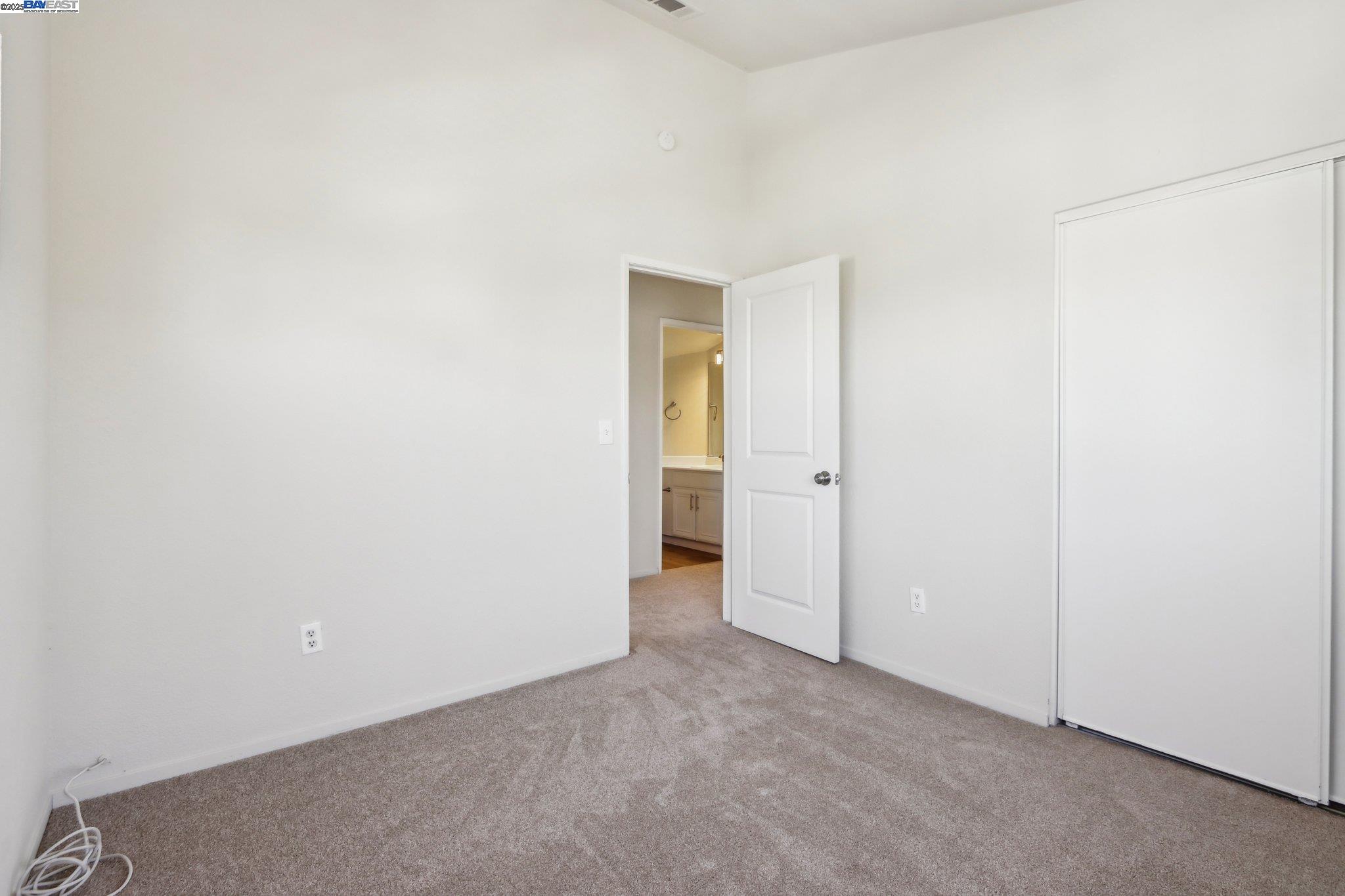 Detail Gallery Image 26 of 46 For 2164 Rain Drop Cir, Pittsburg,  CA 94565 - 3 Beds | 2/1 Baths