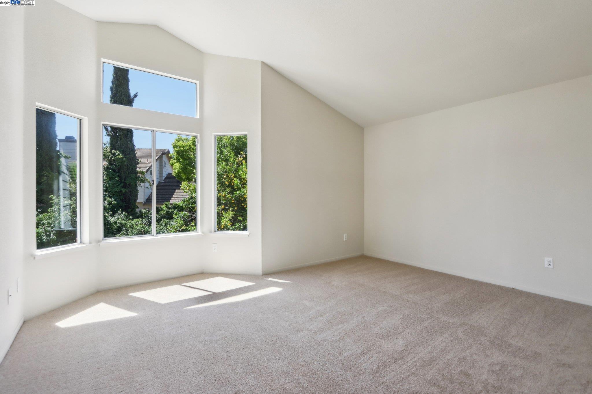 Detail Gallery Image 28 of 46 For 2164 Rain Drop Cir, Pittsburg,  CA 94565 - 3 Beds | 2/1 Baths
