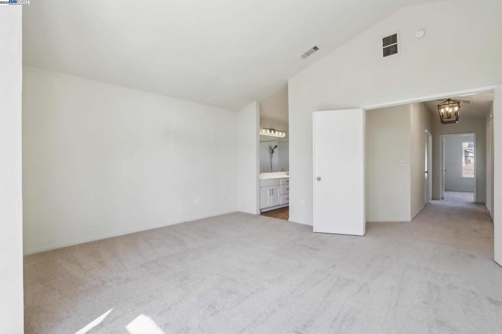 Detail Gallery Image 29 of 46 For 2164 Rain Drop Cir, Pittsburg,  CA 94565 - 3 Beds | 2/1 Baths