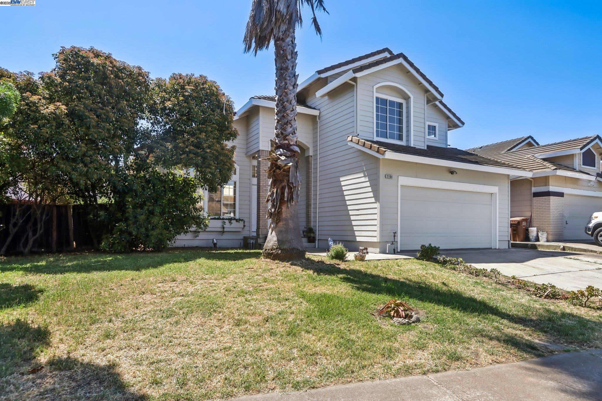 Detail Gallery Image 3 of 46 For 2164 Rain Drop Cir, Pittsburg,  CA 94565 - 3 Beds | 2/1 Baths