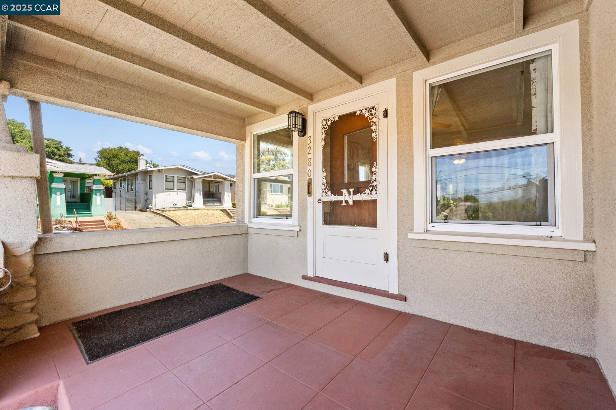 Detail Gallery Image 22 of 36 For 3280 Pleitner Ave, Oakland,  CA 94602 - 2 Beds | 1 Baths
