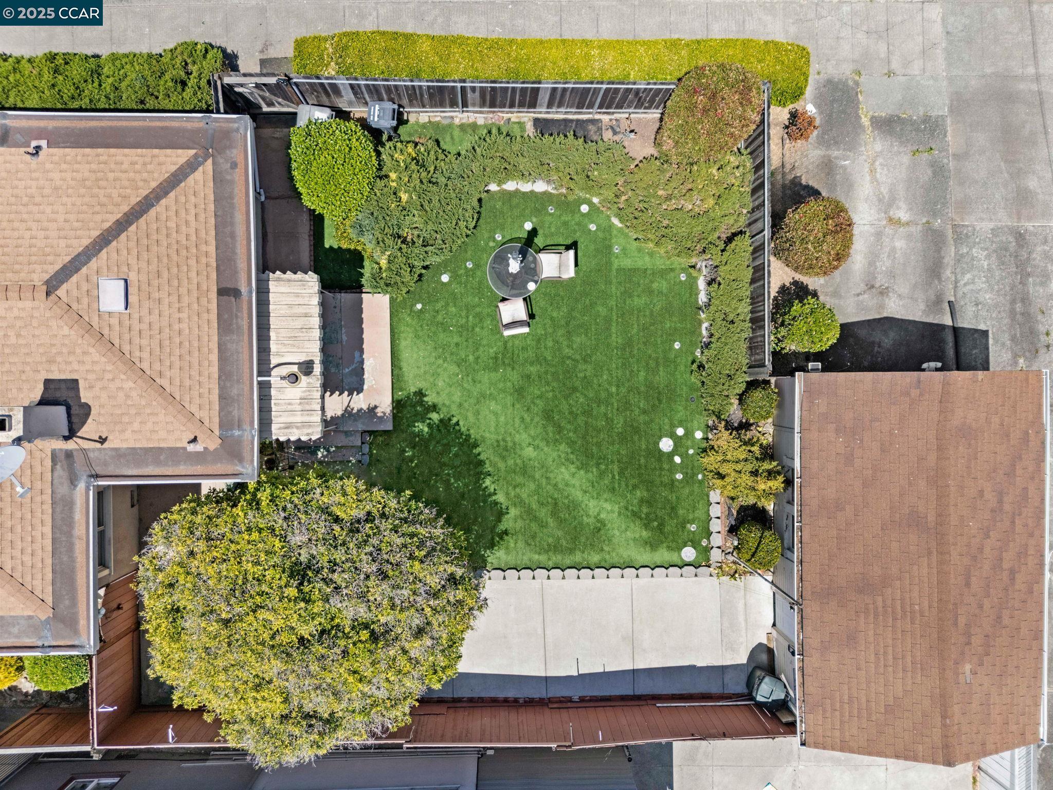 Detail Gallery Image 34 of 36 For 3280 Pleitner Ave, Oakland,  CA 94602 - 2 Beds | 1 Baths