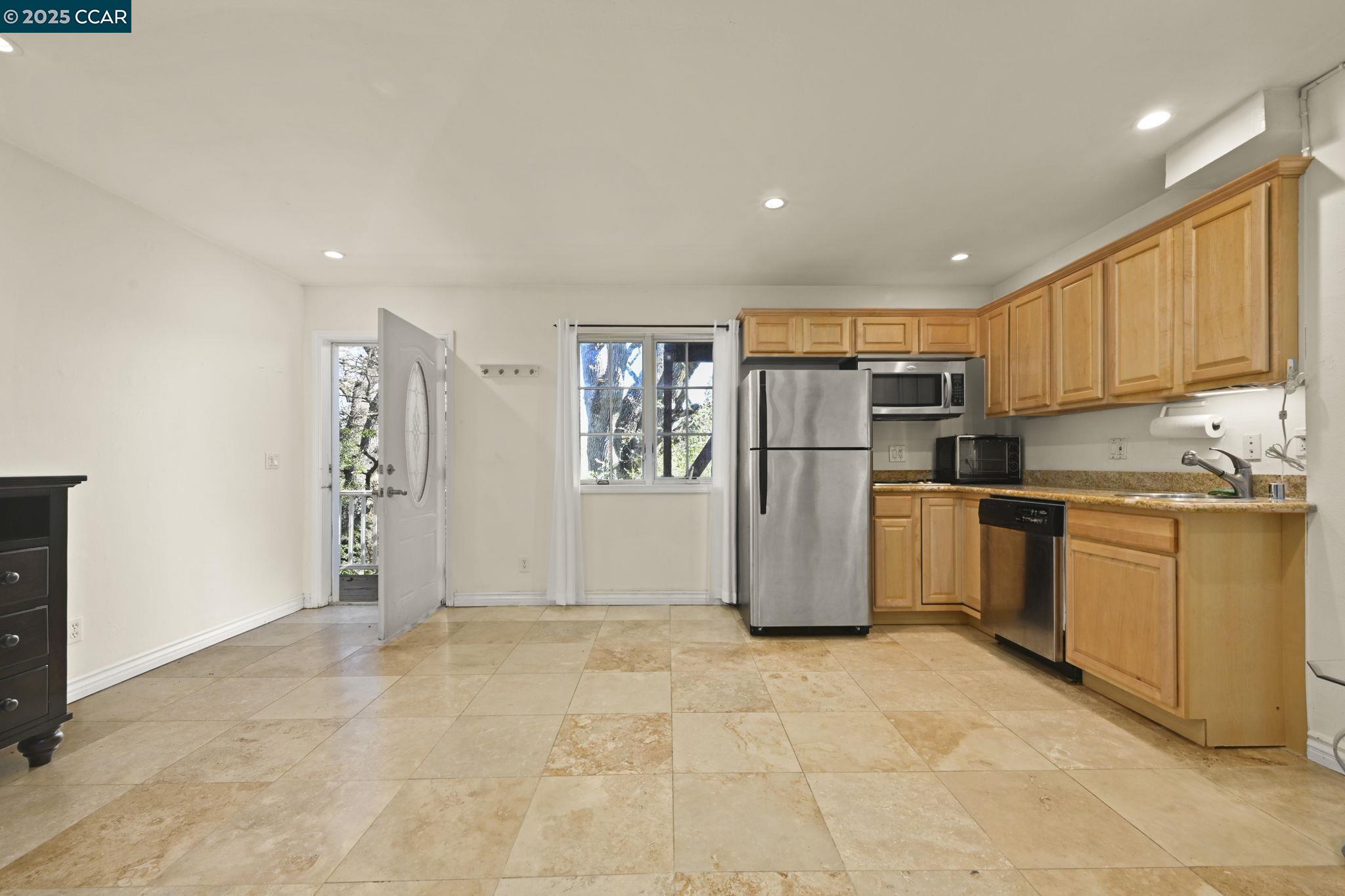 105 Alamo Ranch Rd # A, Alamo, California 94507, 1 Bedroom Bedrooms, 3 Rooms Rooms,1 BathroomBathrooms,Residential Lease,For Rent,105 Alamo Ranch Rd # A,41096863