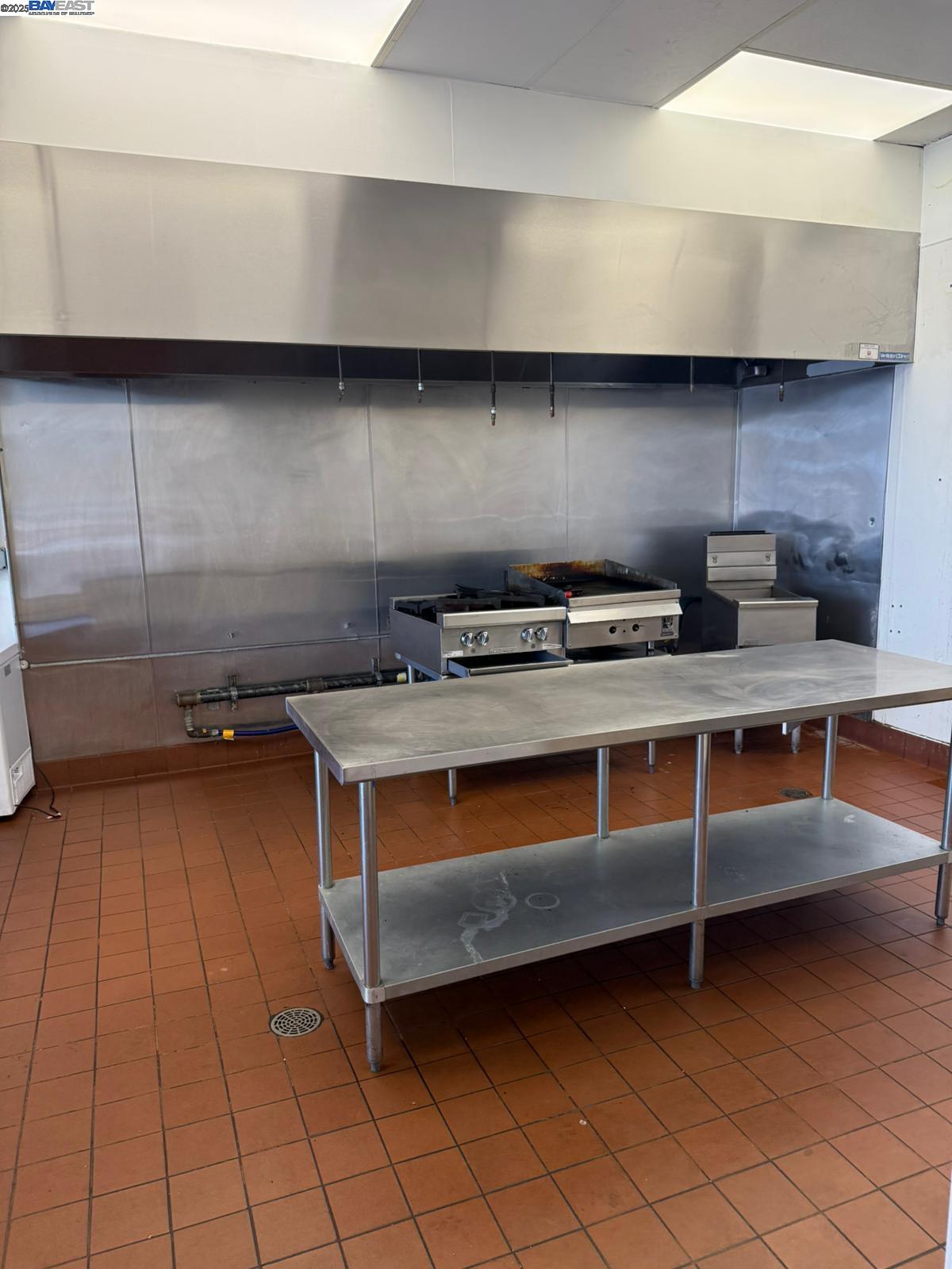 1080 Sycamore Dr, Antioch, California 94509, ,Commercial Lease,For Rent,1080 Sycamore Dr,41096865