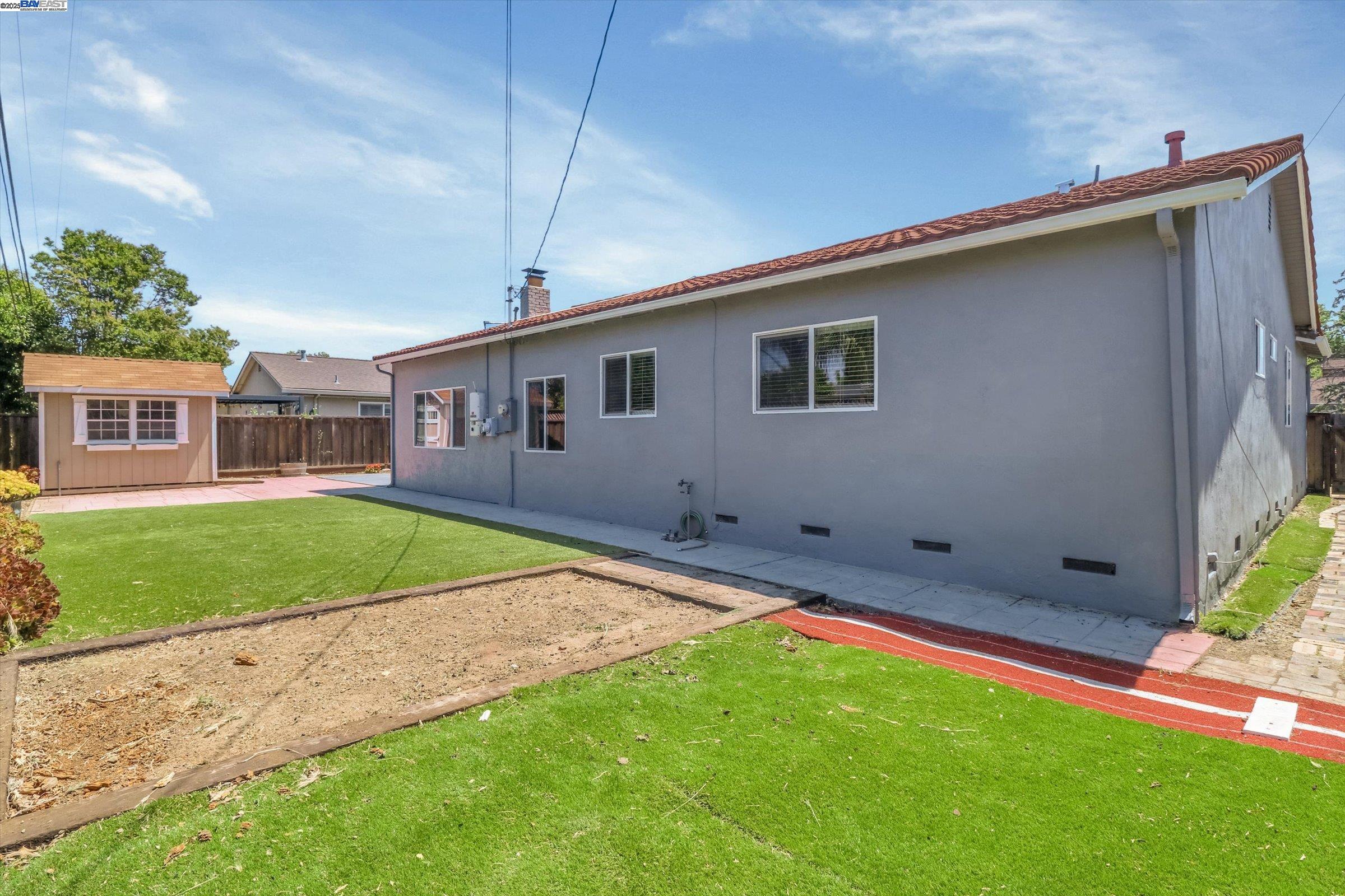 Detail Gallery Image 19 of 21 For 1691 Woodcrest Dr, Concord,  CA 94521 - 4 Beds | 2 Baths