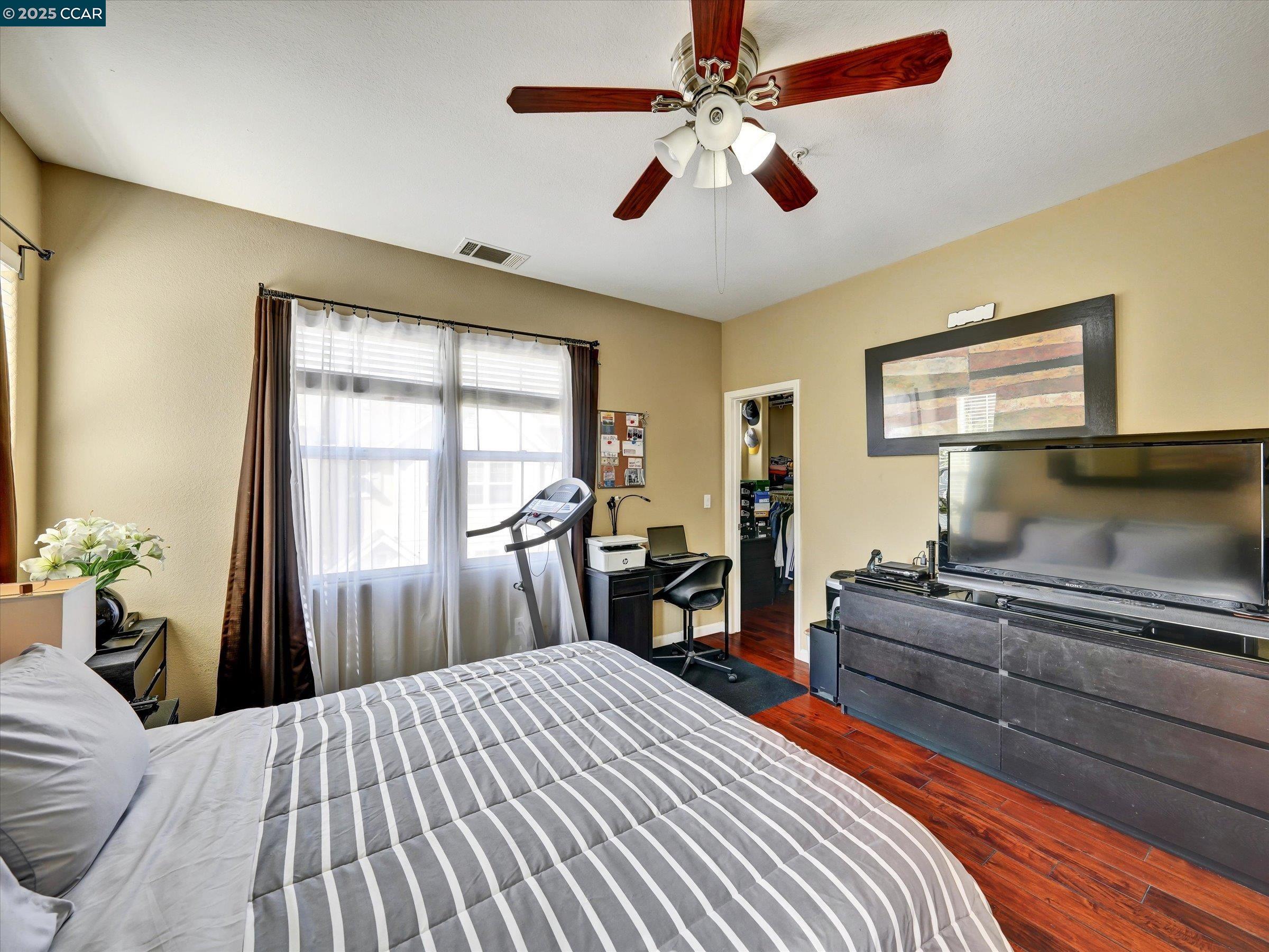 Detail Gallery Image 15 of 41 For 750 Summer Ln, Richmond,  CA 94806 - 3 Beds | 2/1 Baths