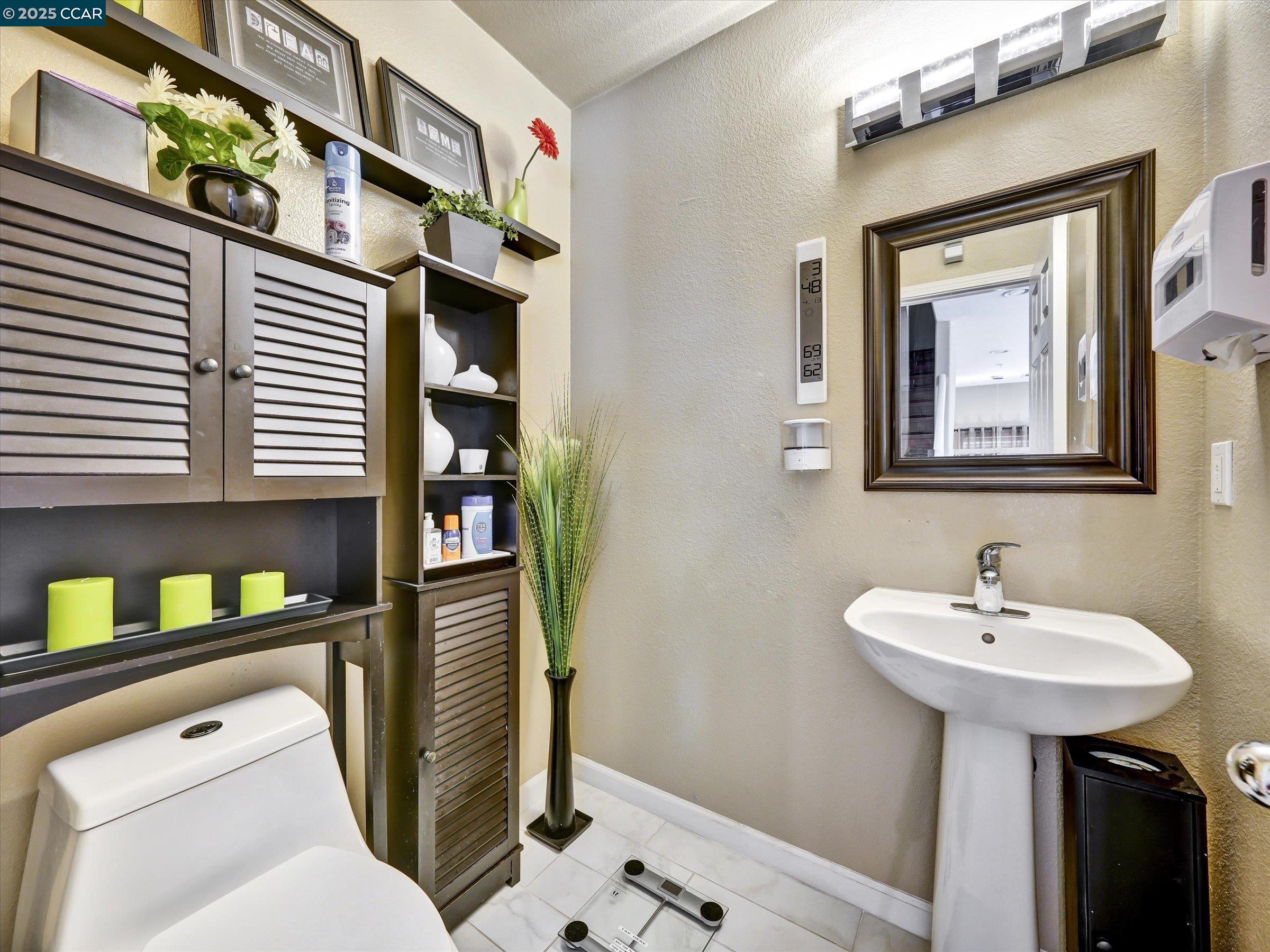 Detail Gallery Image 24 of 41 For 750 Summer Ln, Richmond,  CA 94806 - 3 Beds | 2/1 Baths