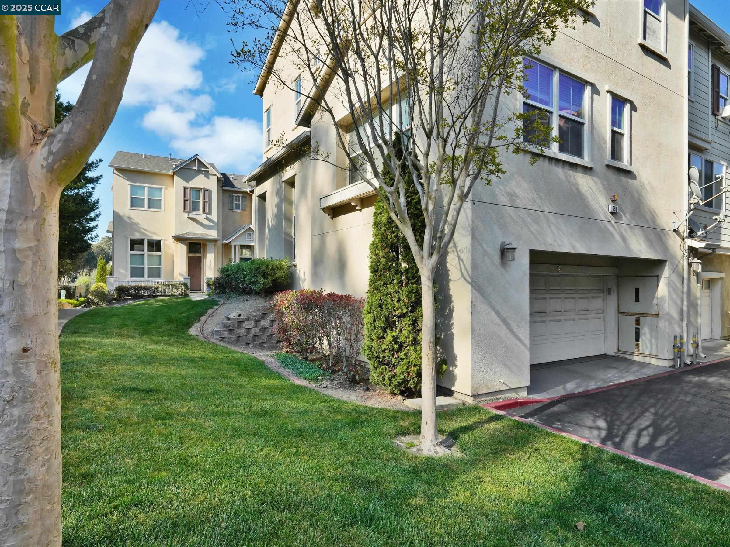 Detail Gallery Image 31 of 41 For 750 Summer Ln, Richmond,  CA 94806 - 3 Beds | 2/1 Baths