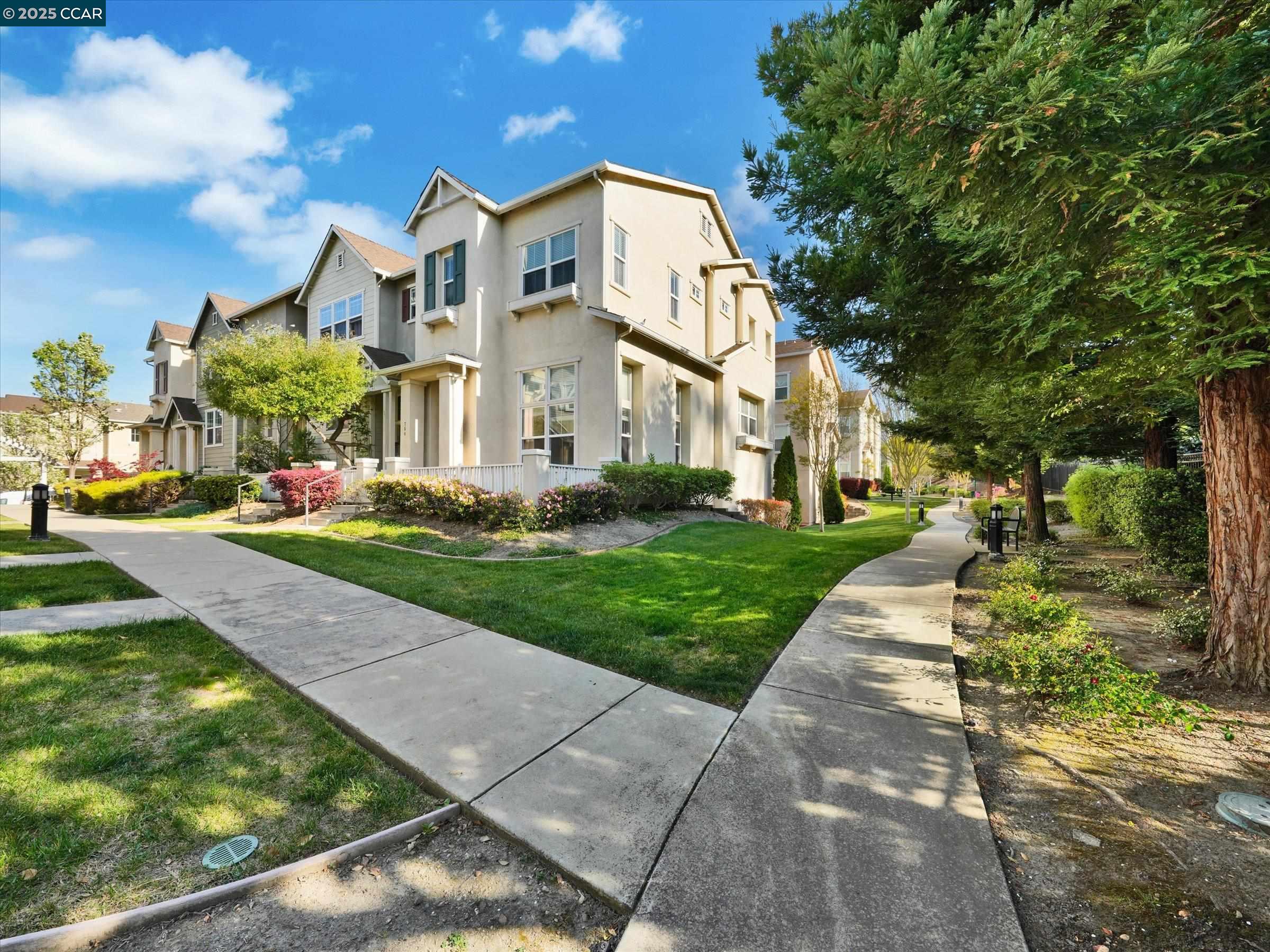 Detail Gallery Image 35 of 41 For 750 Summer Ln, Richmond,  CA 94806 - 3 Beds | 2/1 Baths