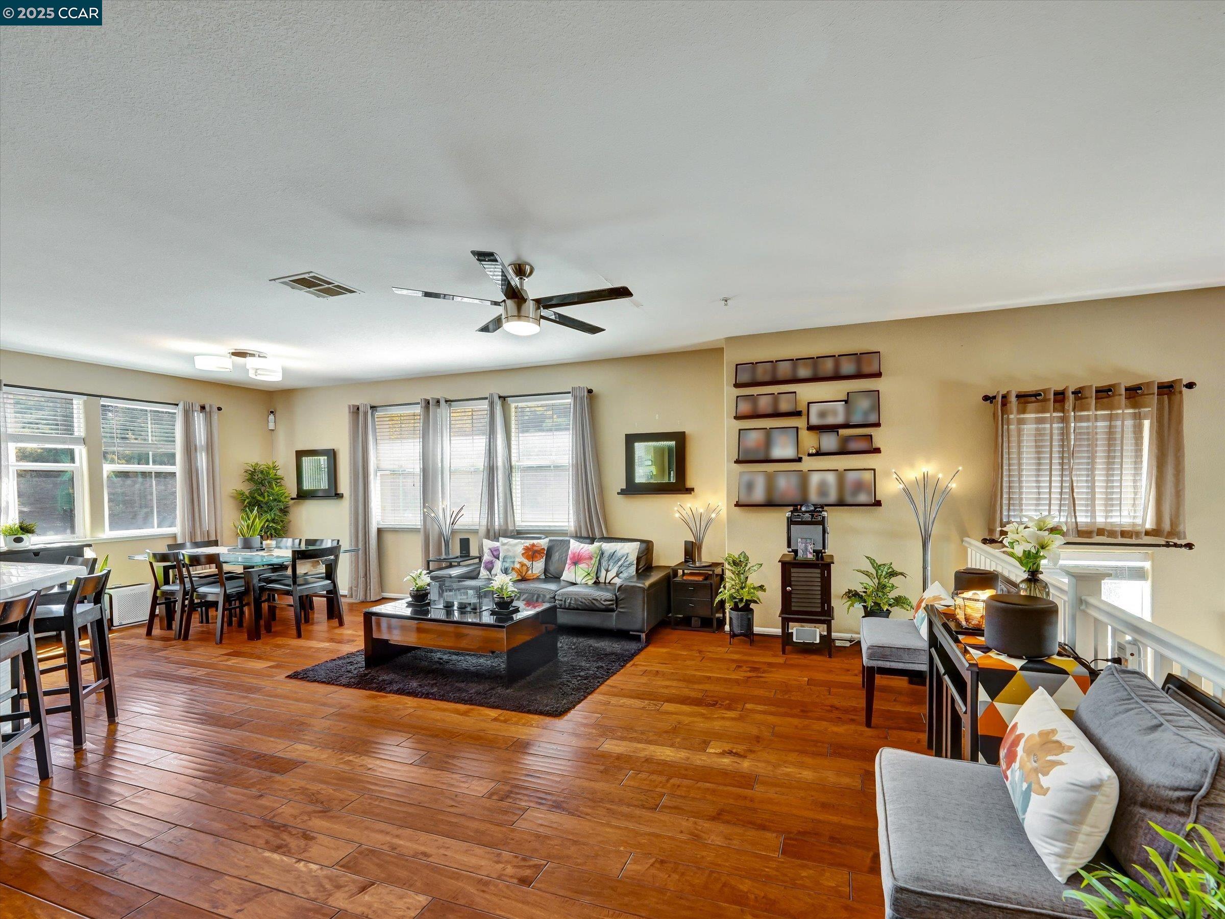 Detail Gallery Image 8 of 41 For 750 Summer Ln, Richmond,  CA 94806 - 3 Beds | 2/1 Baths