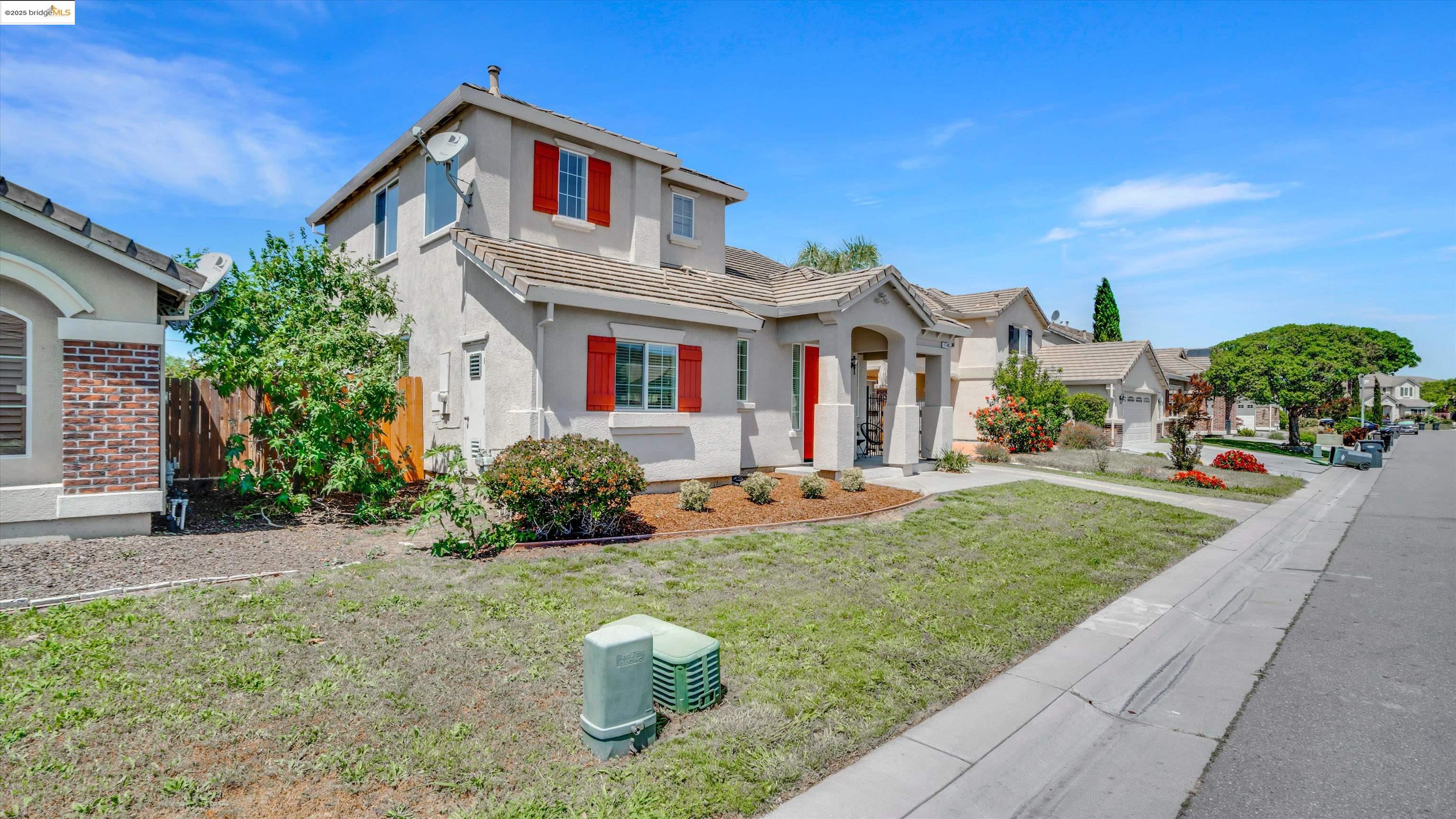 Detail Gallery Image 13 of 44 For 1740 Newark Ln, Suisun City,  CA 94585 - 3 Beds | 2/1 Baths