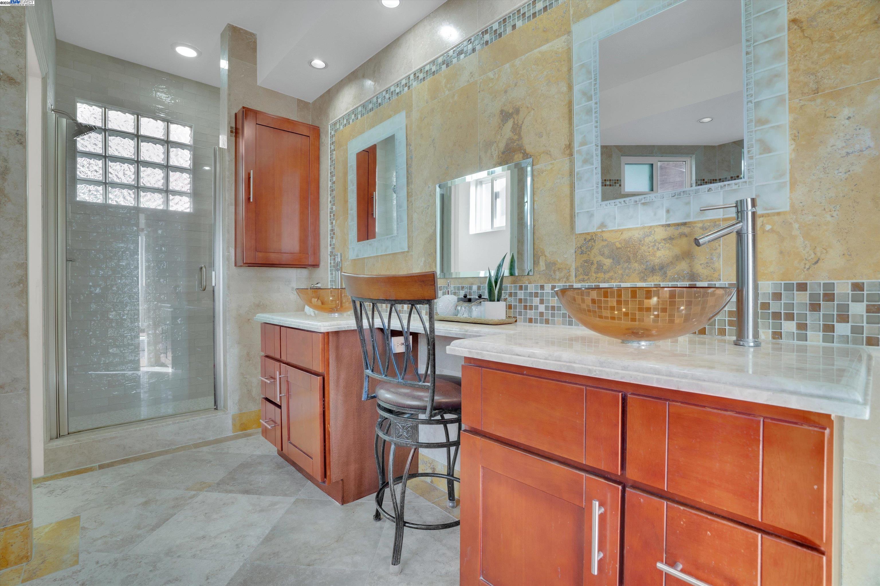 7001 Elverton Dr, Oakland, California 94611, 4 Bedrooms Bedrooms, 9 Rooms Rooms,3 BathroomsBathrooms,Residential,For Sale,7001 Elverton Dr,41096873
