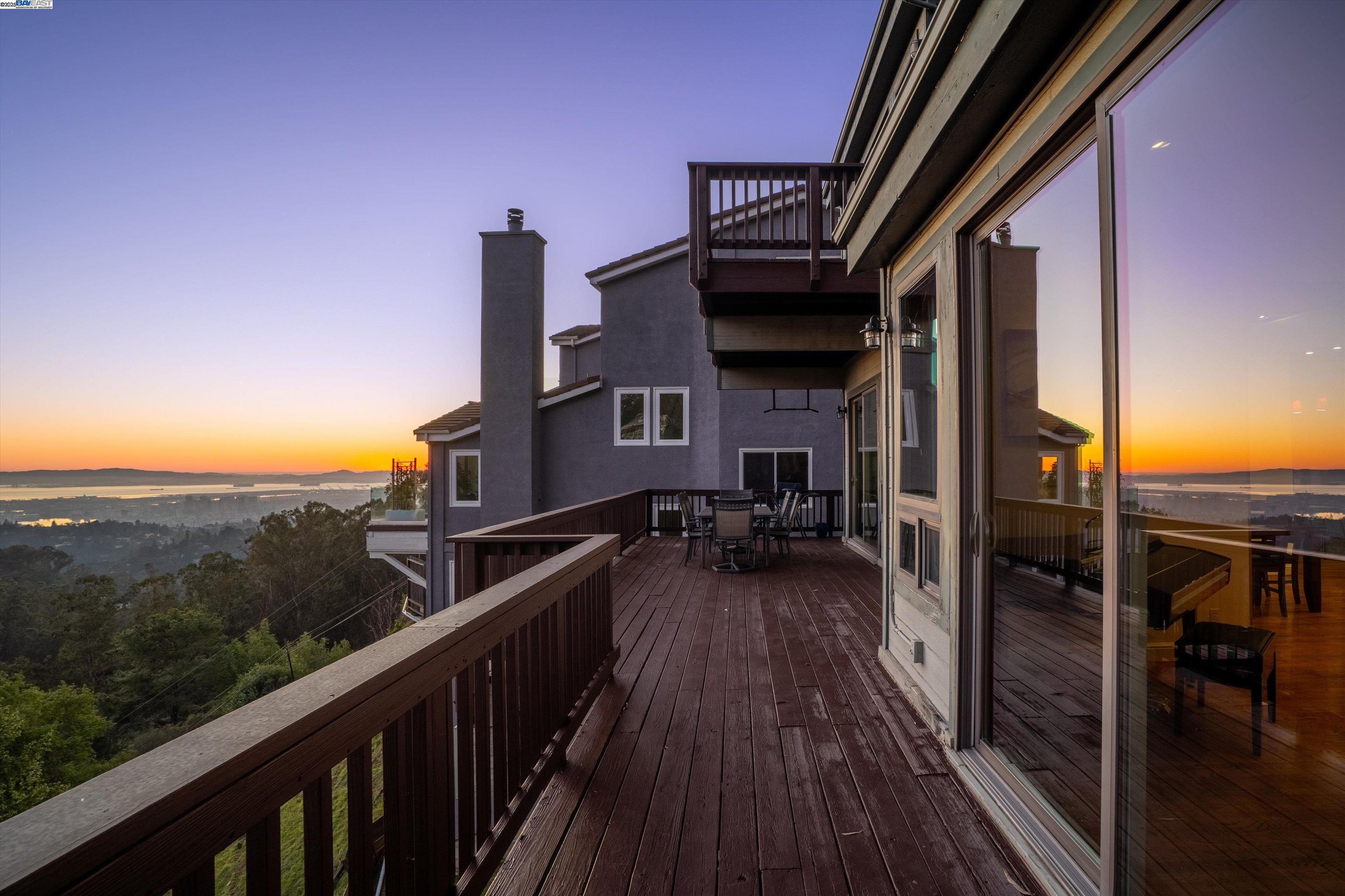 7001 Elverton Dr, Oakland, California 94611, 4 Bedrooms Bedrooms, 9 Rooms Rooms,3 BathroomsBathrooms,Residential,For Sale,7001 Elverton Dr,41096873