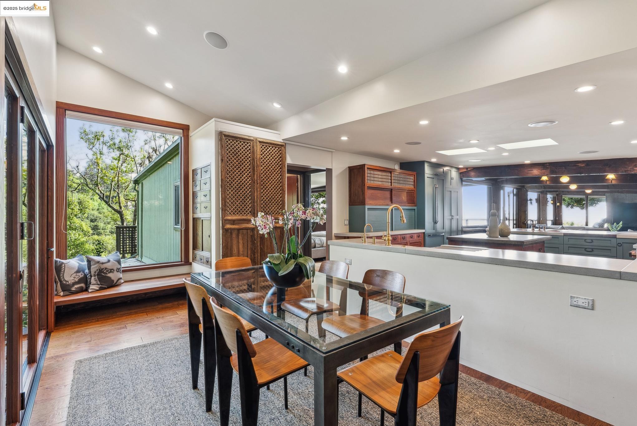 property-img