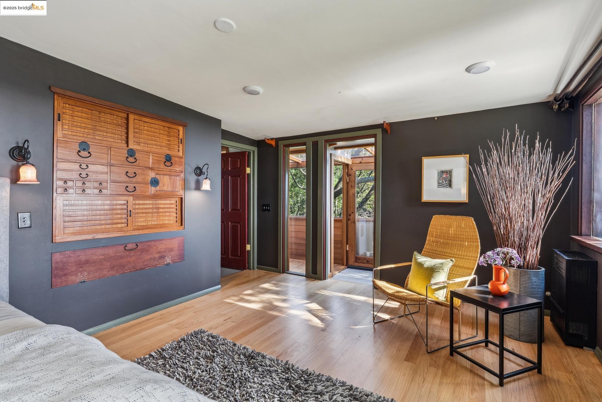 property-img