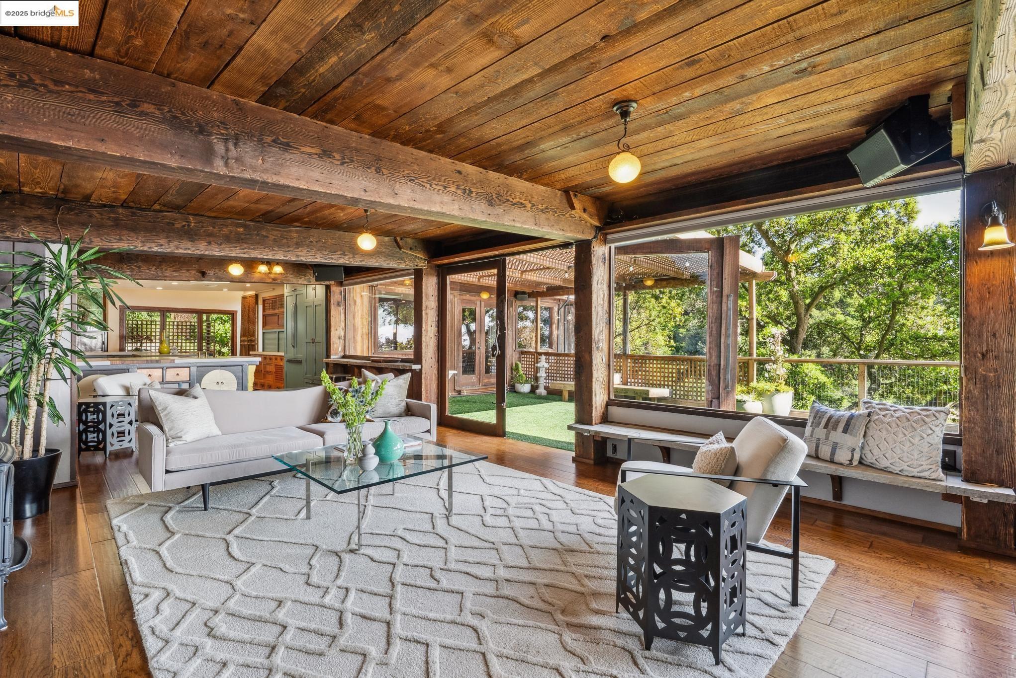 property-img