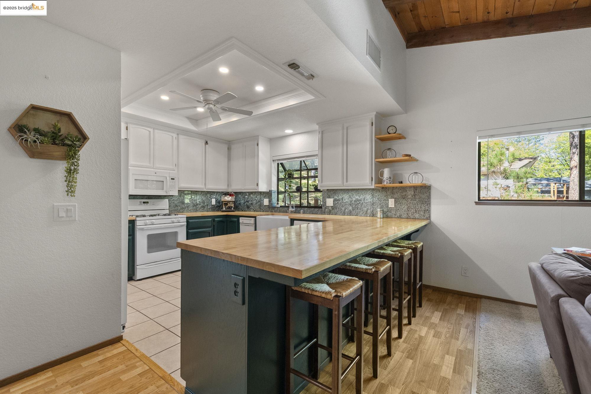 Detail Gallery Image 27 of 44 For 19779 Pine Mountain Dr, Groveland,  CA 95321 - 3 Beds | 3 Baths
