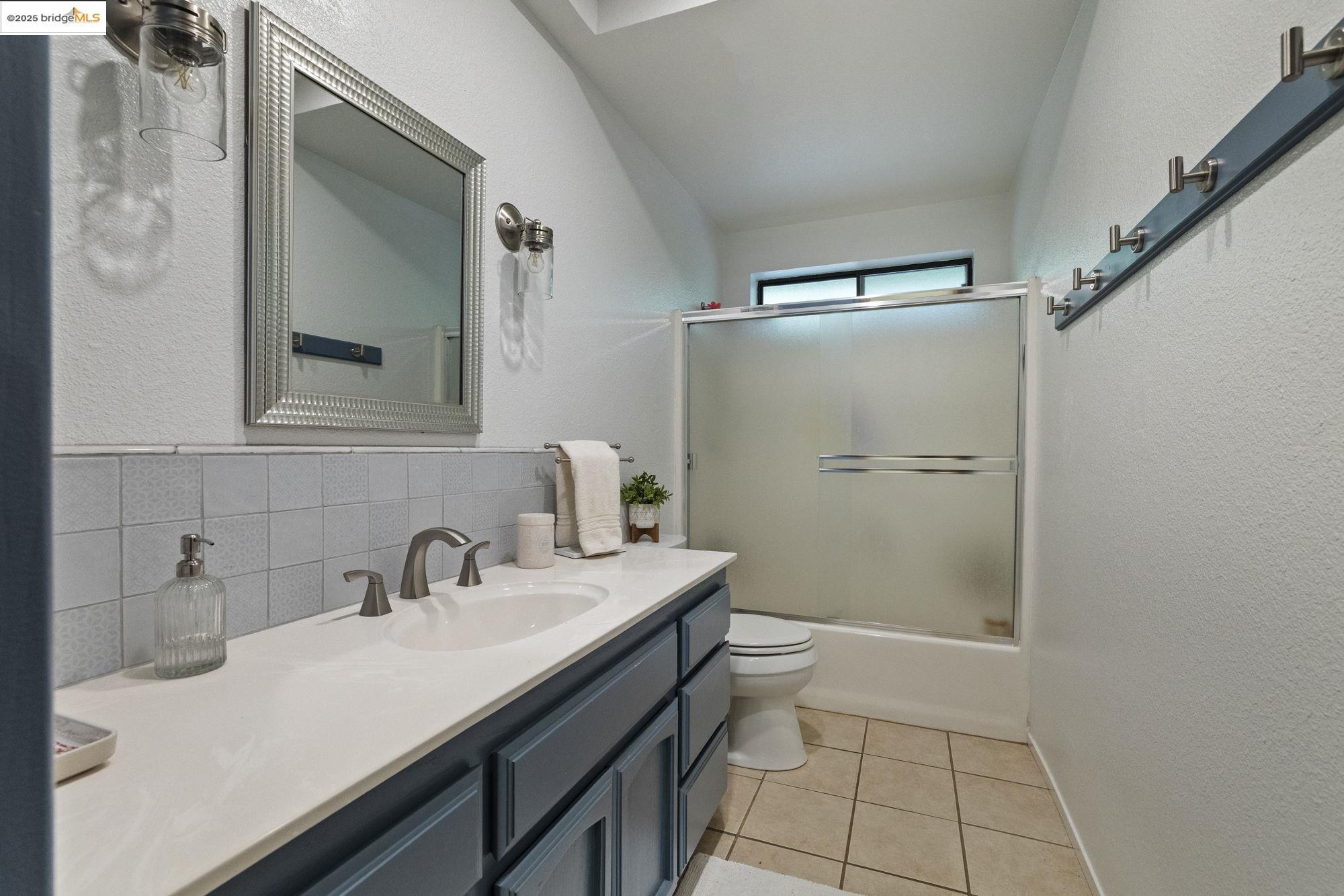 Detail Gallery Image 37 of 44 For 19779 Pine Mountain Dr, Groveland,  CA 95321 - 3 Beds | 3 Baths
