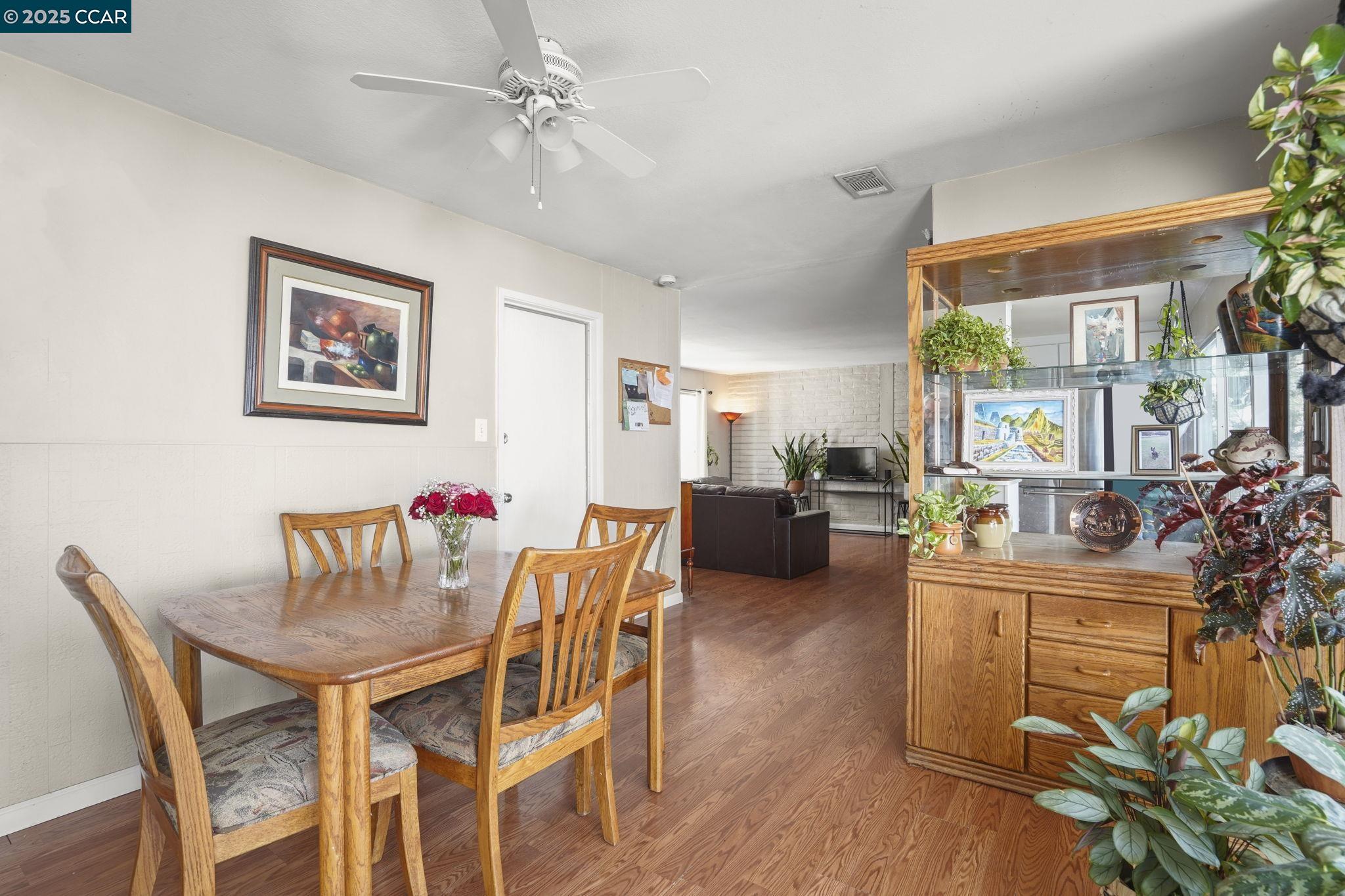 Detail Gallery Image 9 of 23 For 2908 Pear St, Antioch,  CA 94509 - 3 Beds | 2 Baths