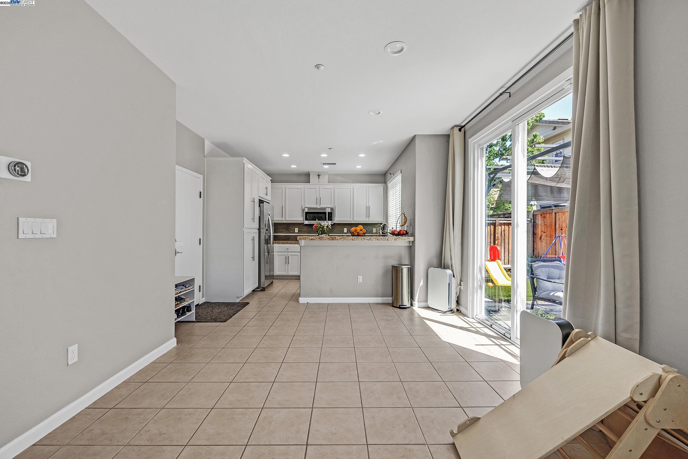 Detail Gallery Image 14 of 33 For 470 Chicory Ct, Brentwood,  CA 94513 - 3 Beds | 2/1 Baths