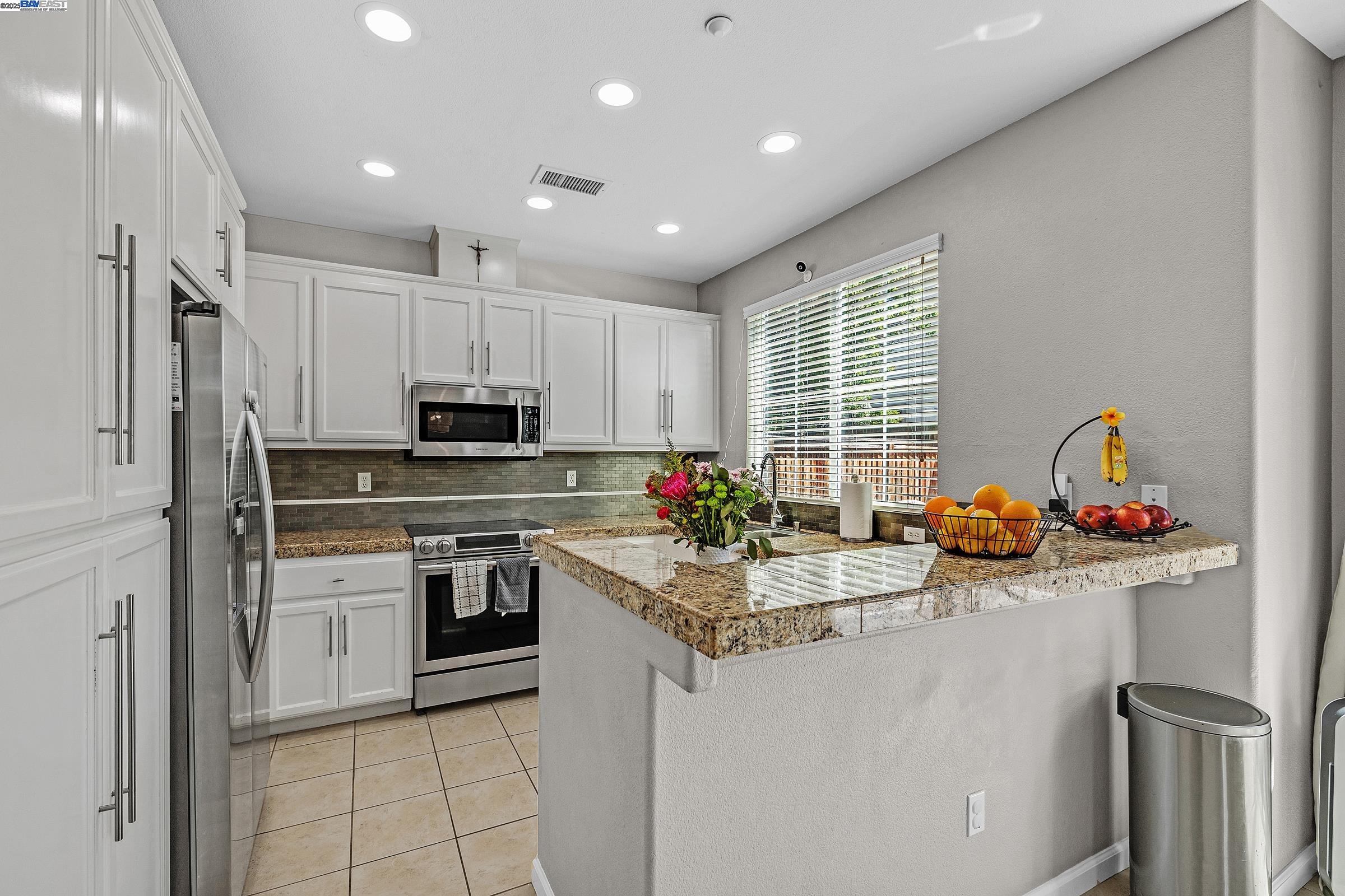 Detail Gallery Image 15 of 33 For 470 Chicory Ct, Brentwood,  CA 94513 - 3 Beds | 2/1 Baths