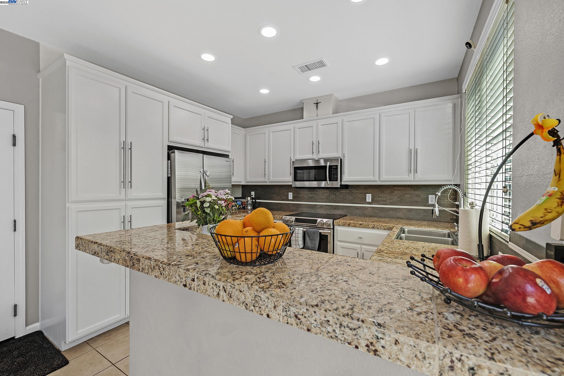 Detail Gallery Image 16 of 33 For 470 Chicory Ct, Brentwood,  CA 94513 - 3 Beds | 2/1 Baths
