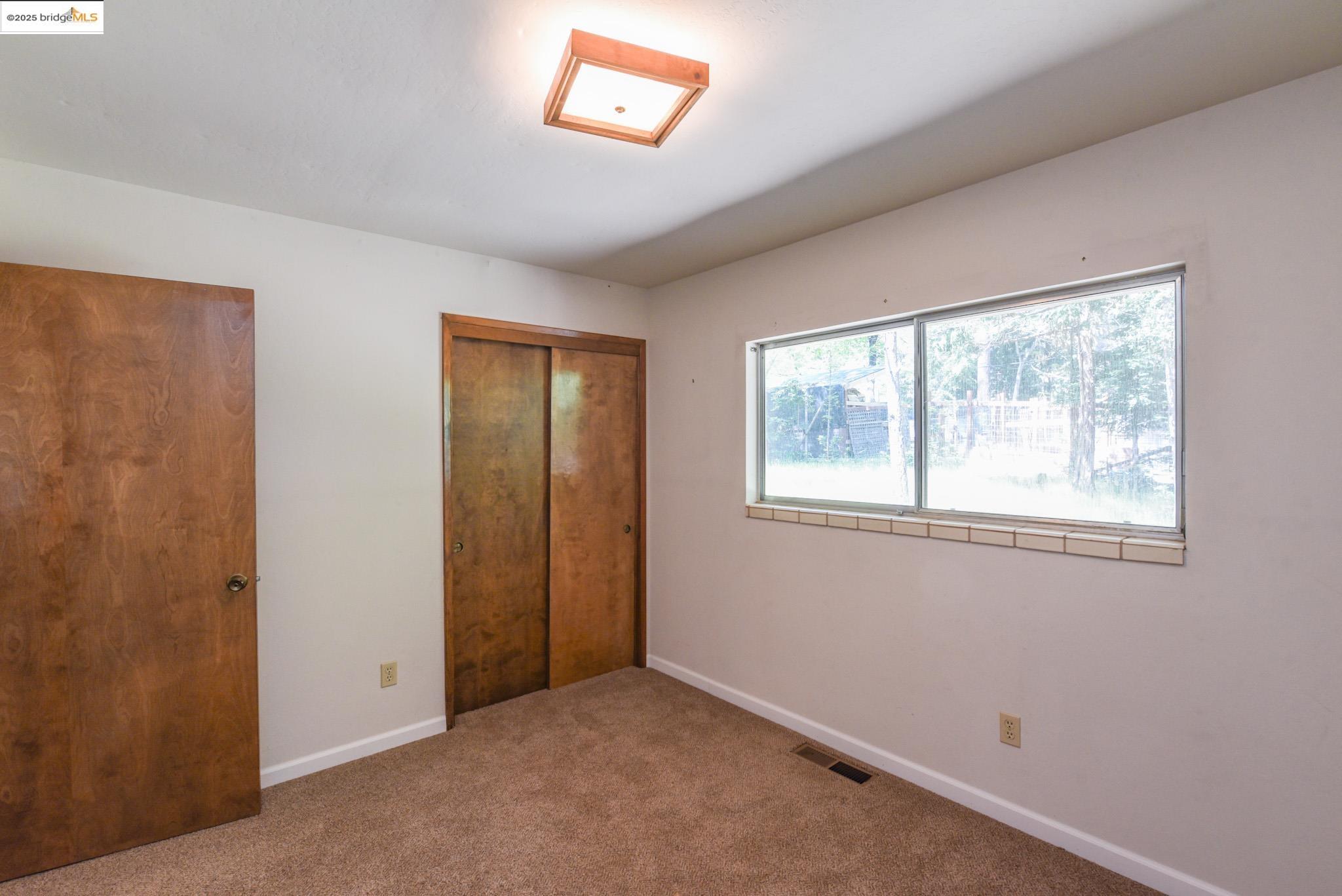 Detail Gallery Image 15 of 32 For 21919 Fallview Dr, Sonora,  CA 95370 - 3 Beds | 2 Baths