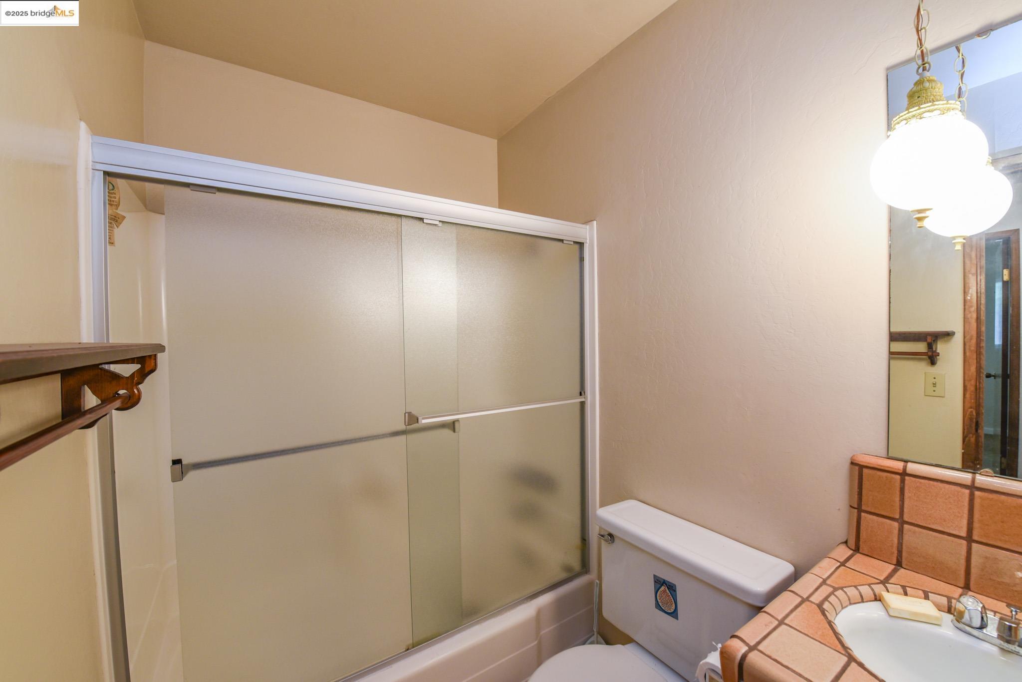 Detail Gallery Image 17 of 32 For 21919 Fallview Dr, Sonora,  CA 95370 - 3 Beds | 2 Baths