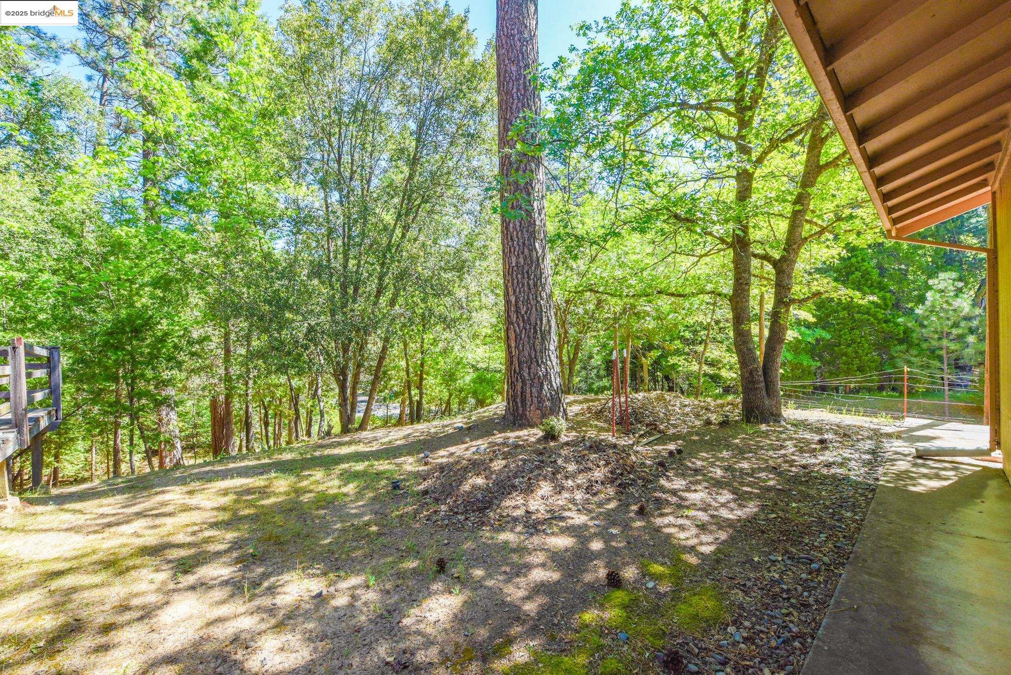 Detail Gallery Image 21 of 32 For 21919 Fallview Dr, Sonora,  CA 95370 - 3 Beds | 2 Baths