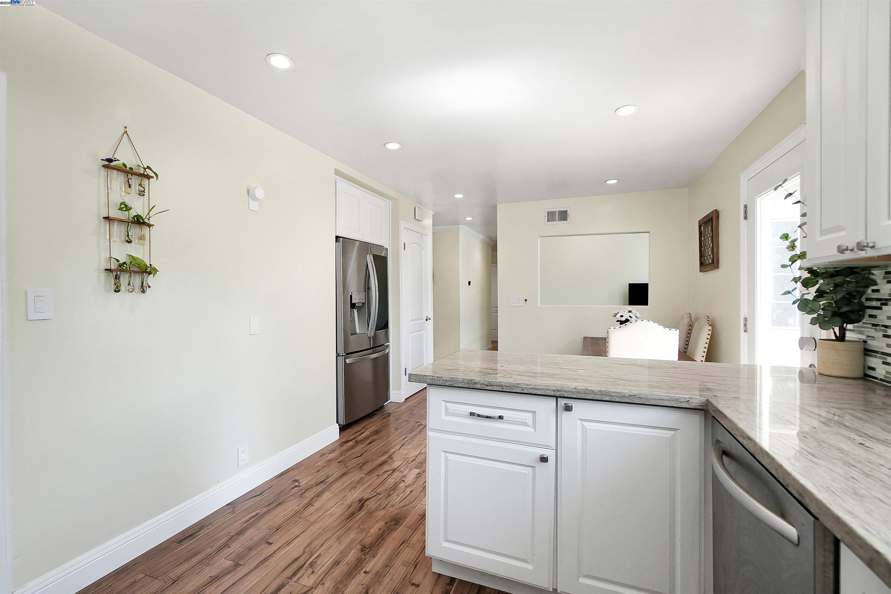 Detail Gallery Image 13 of 45 For 7682 Linden Ct, Newark,  CA 94560 - 3 Beds | 2 Baths