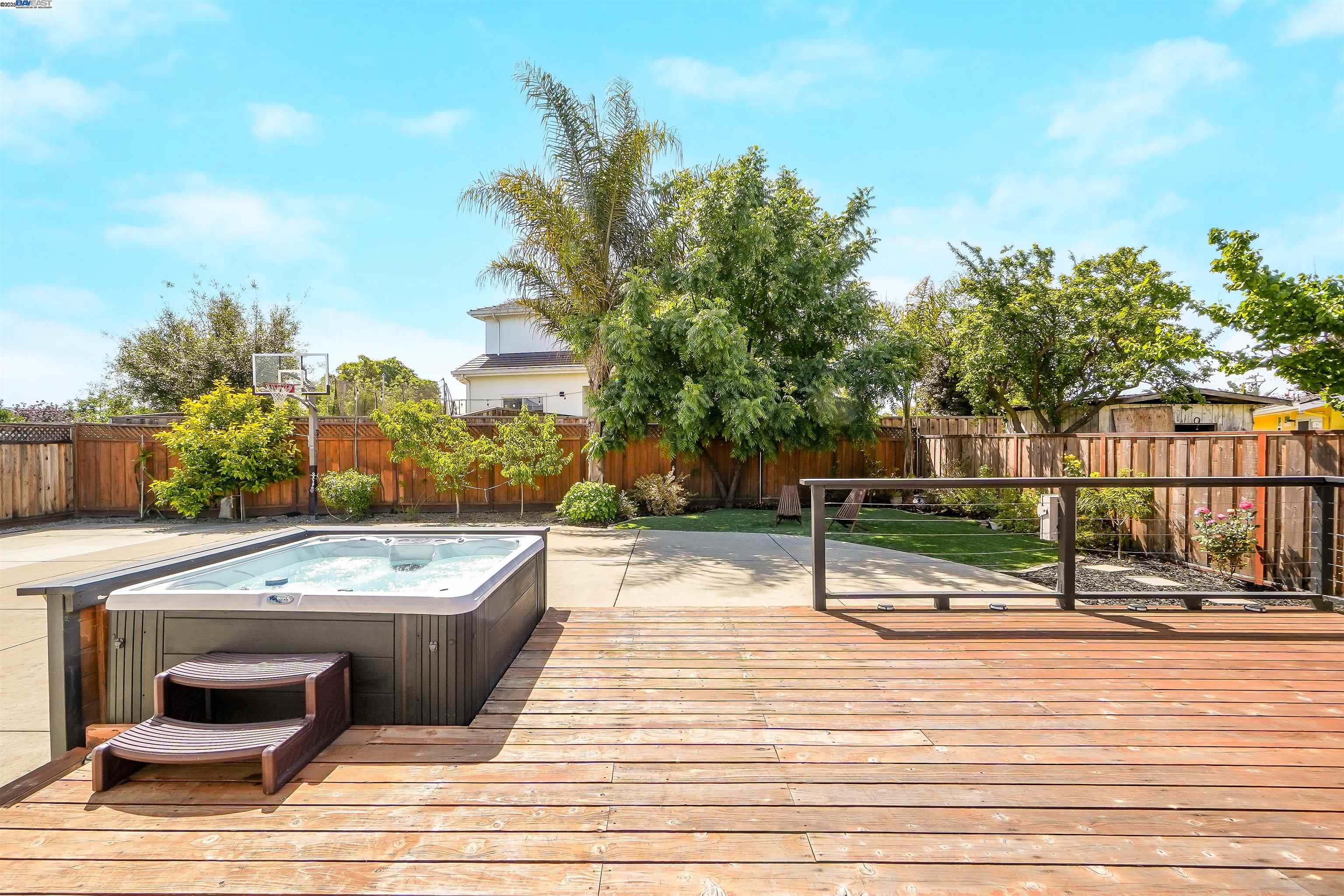Detail Gallery Image 32 of 45 For 7682 Linden Ct, Newark,  CA 94560 - 3 Beds | 2 Baths