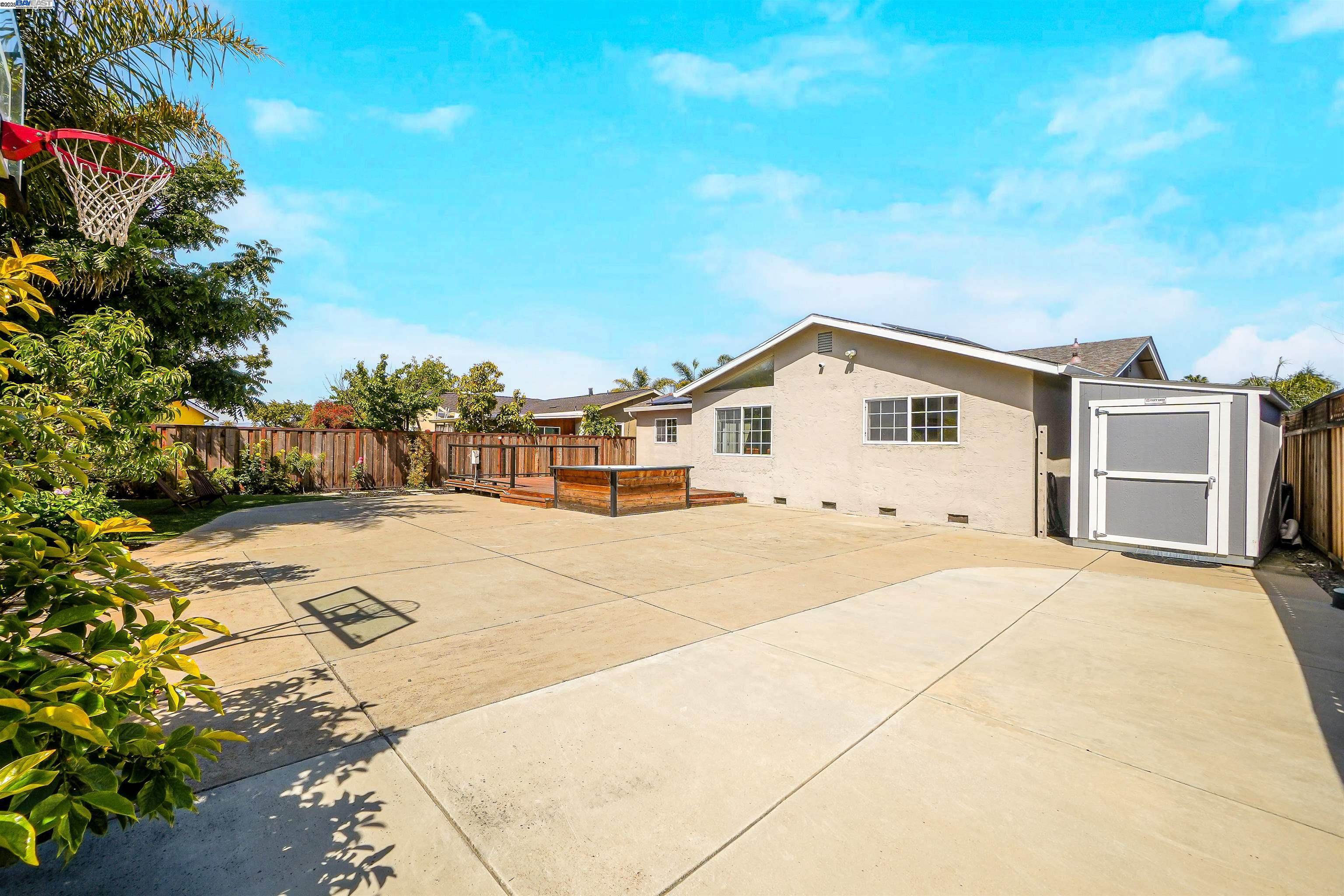 Detail Gallery Image 34 of 45 For 7682 Linden Ct, Newark,  CA 94560 - 3 Beds | 2 Baths
