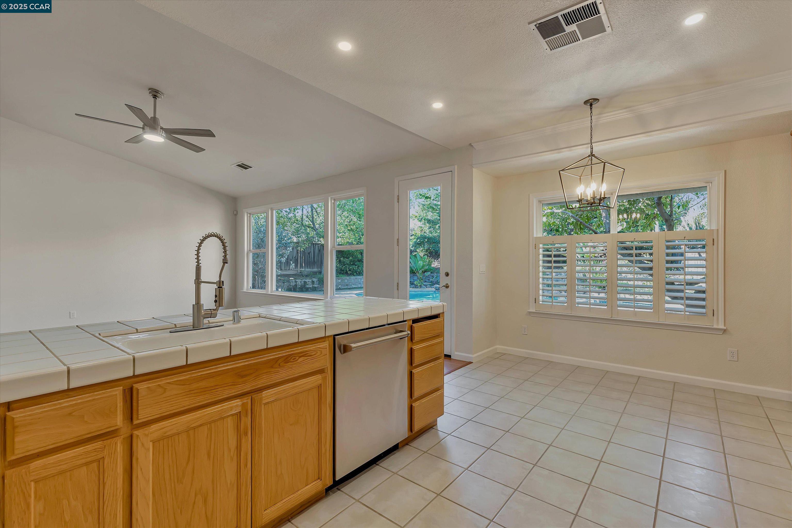 4719 Golden Bear Dr, Antioch, California 94531, 5 Bedrooms Bedrooms, 11 Rooms Rooms,2 BathroomsBathrooms,Residential Lease,For Rent,4719 Golden Bear Dr,41096894