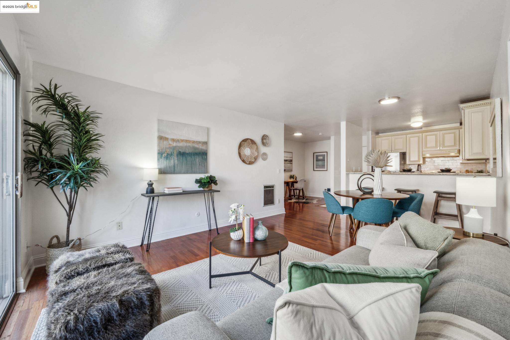 MLS: 41096895 Condo For Sale