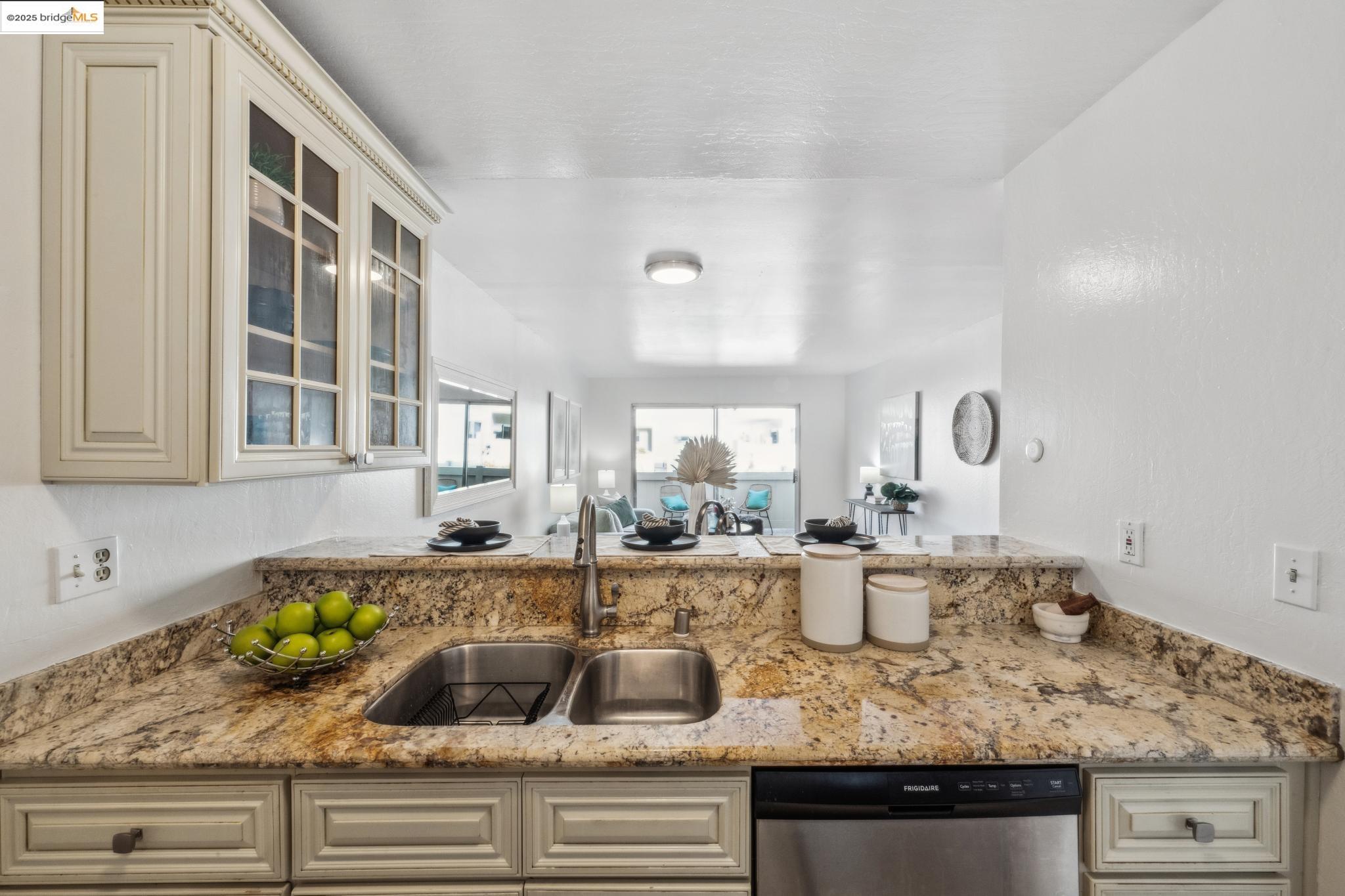 Photo #17: 41096895 Listing: Photo #17