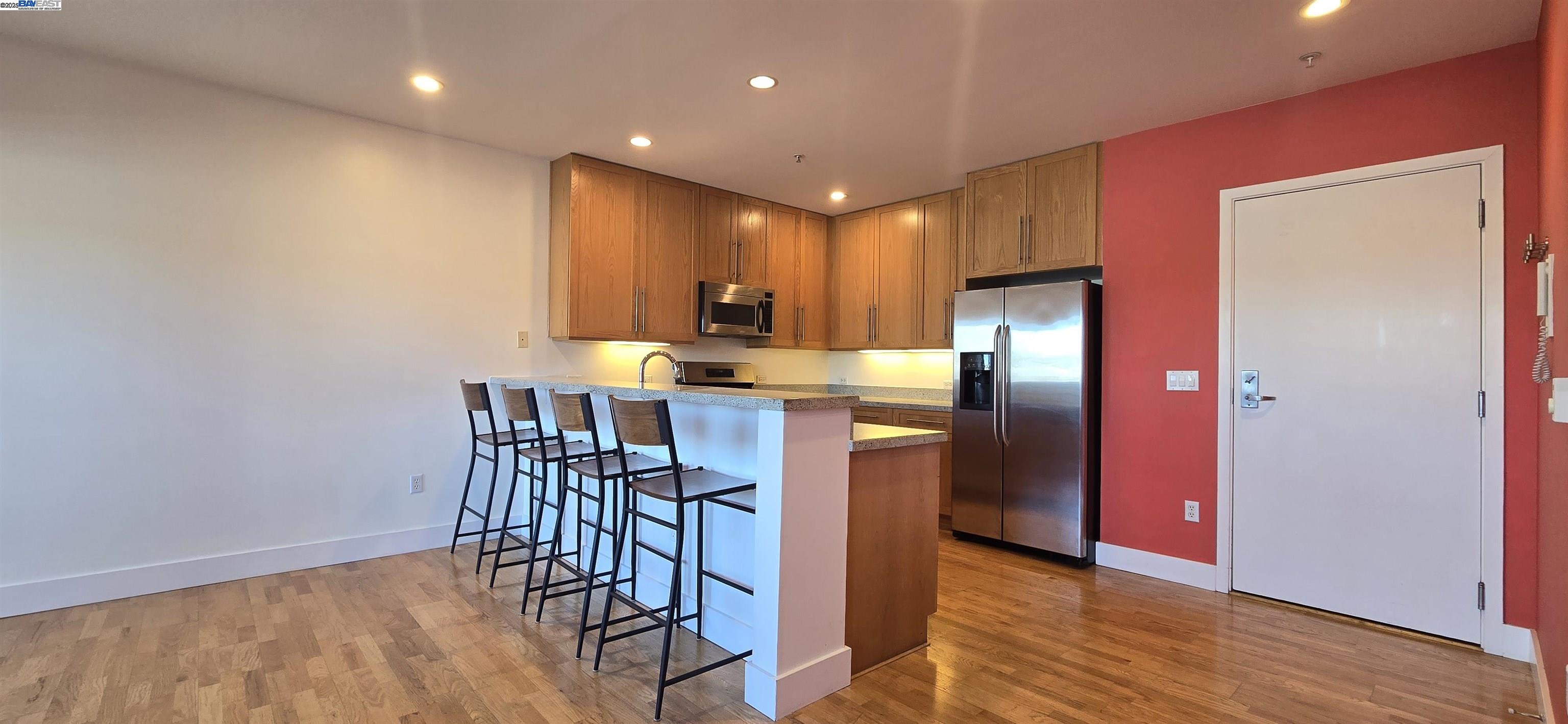 MLS: 41096898 Condo For Sale
